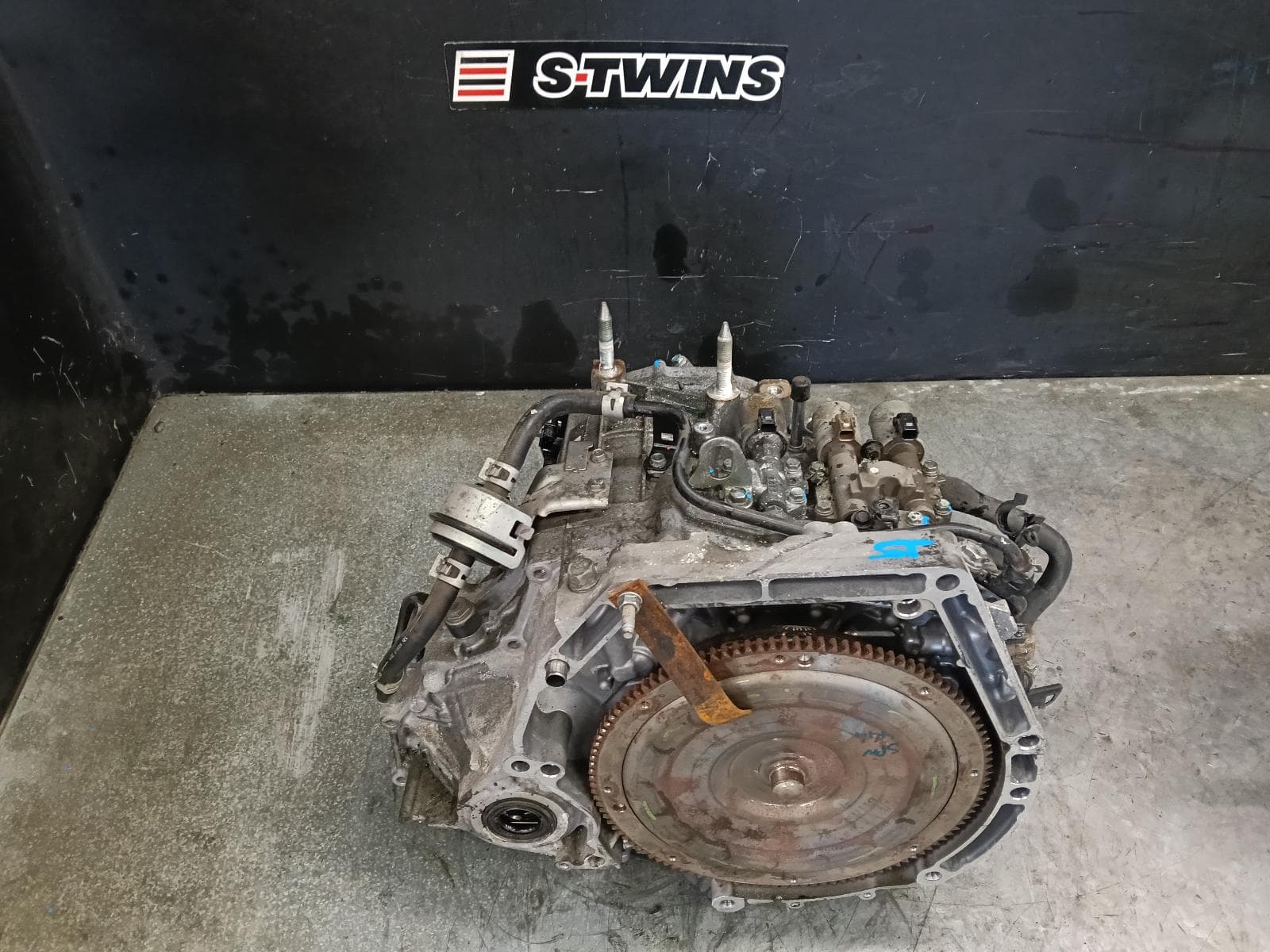 Used auto part listing image: 2013 HONDA CIVIC TRANS GEARBOX AUTO, 1.8, PETROL, 9TH GEN, HATCH, 02/12-04/16 0000414615