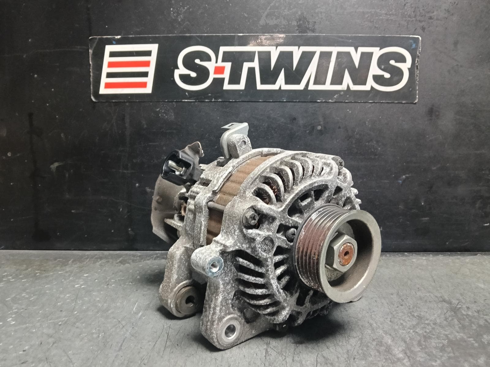 Used auto part listing image: 2013 HONDA CIVIC ALTERNATOR PETROL, 1.8, MITSUBISHI, 9TH GEN, 02/12-04/16 0000414624
