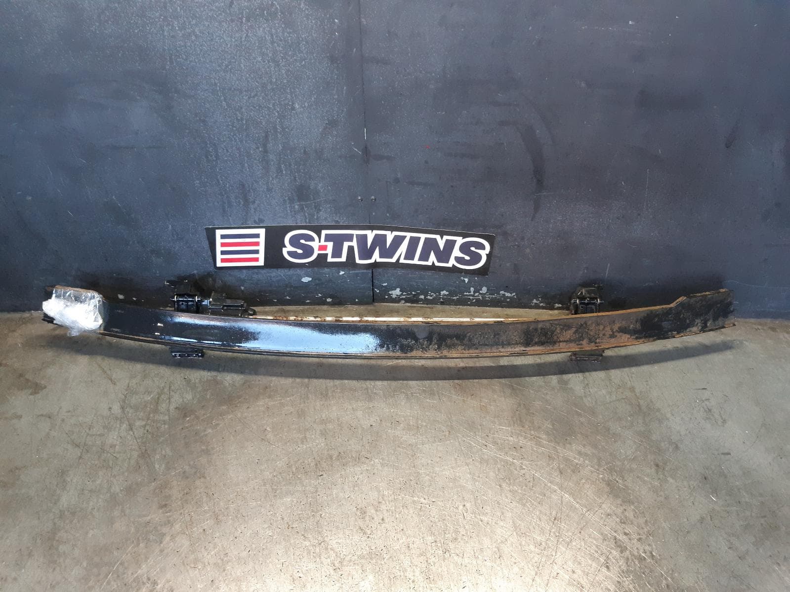 Used auto part listing image: 2021 RAM 1500 MISC BRACKET DT, 12/20- 0000273799