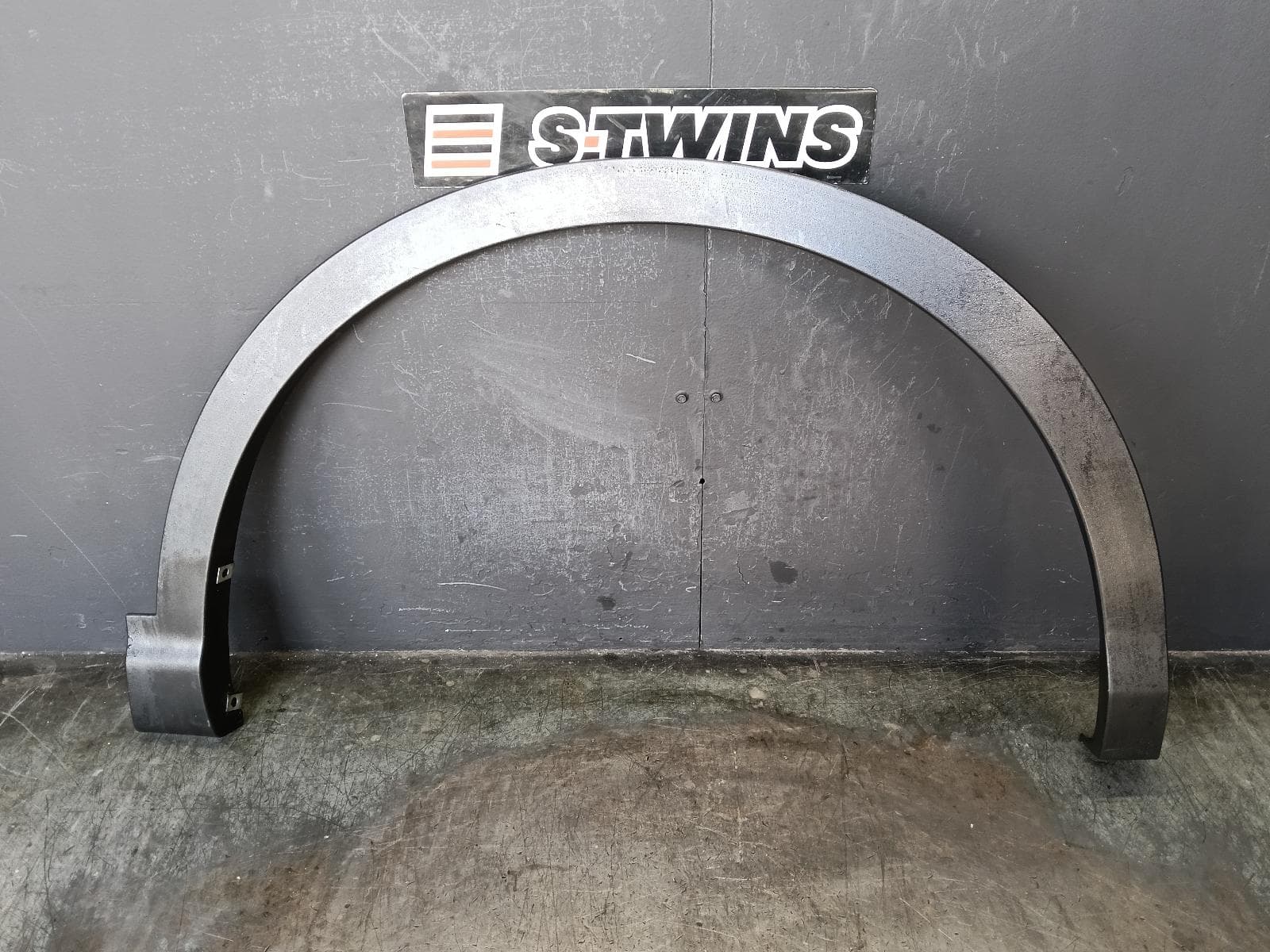 Used auto part listing image: 2014 NISSAN QASHQAI WHEEL ARCH FLARE RH FRONT, J11, 12/13-07/21 0000414736