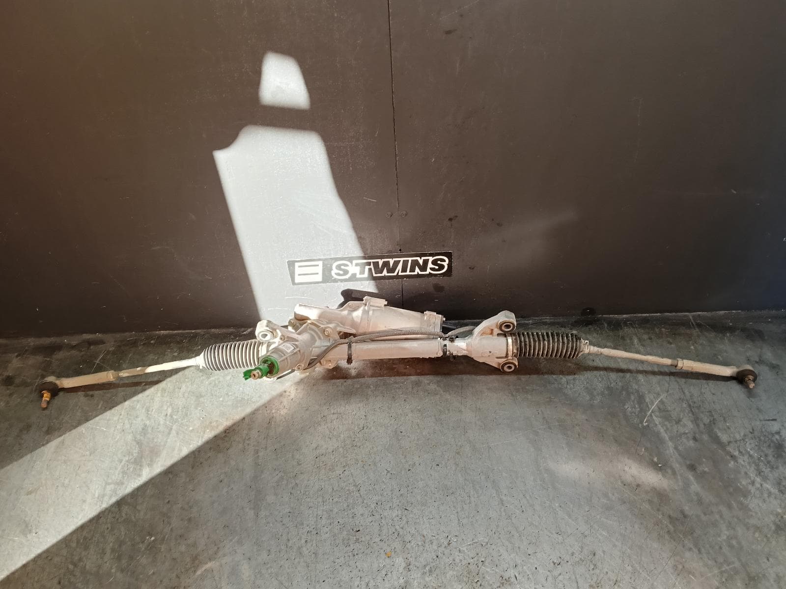 Used auto part listing image: 2022 SUBARU FORESTER STEERING BOX RACK SK, SJ211, 08/18-11/24 0000414911