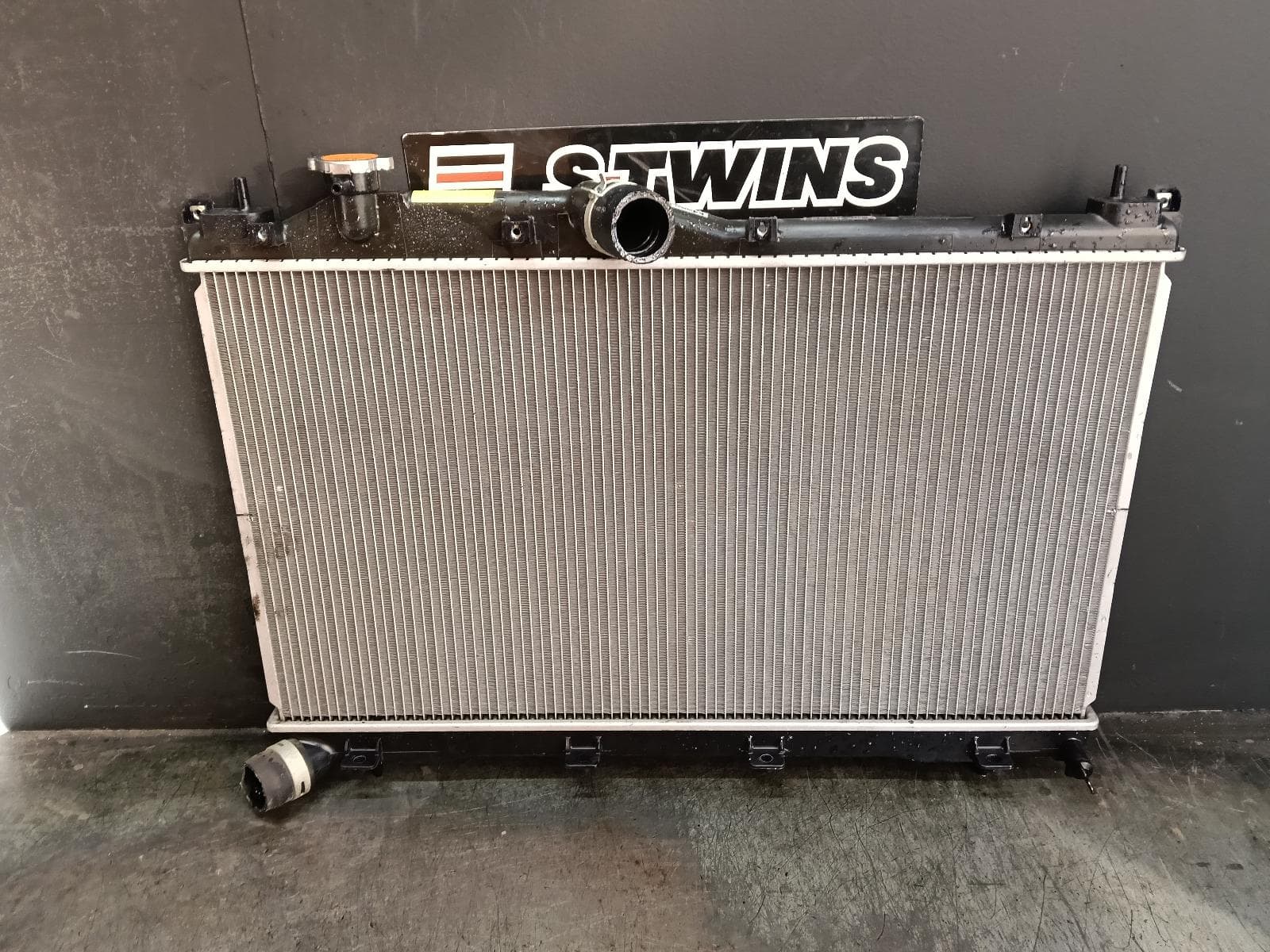 Used auto part listing image: 2022 SUBARU FORESTER RADIATOR AUTO, 2.5, FB25, PETROL, SK, 08/18-11/24 0000414915