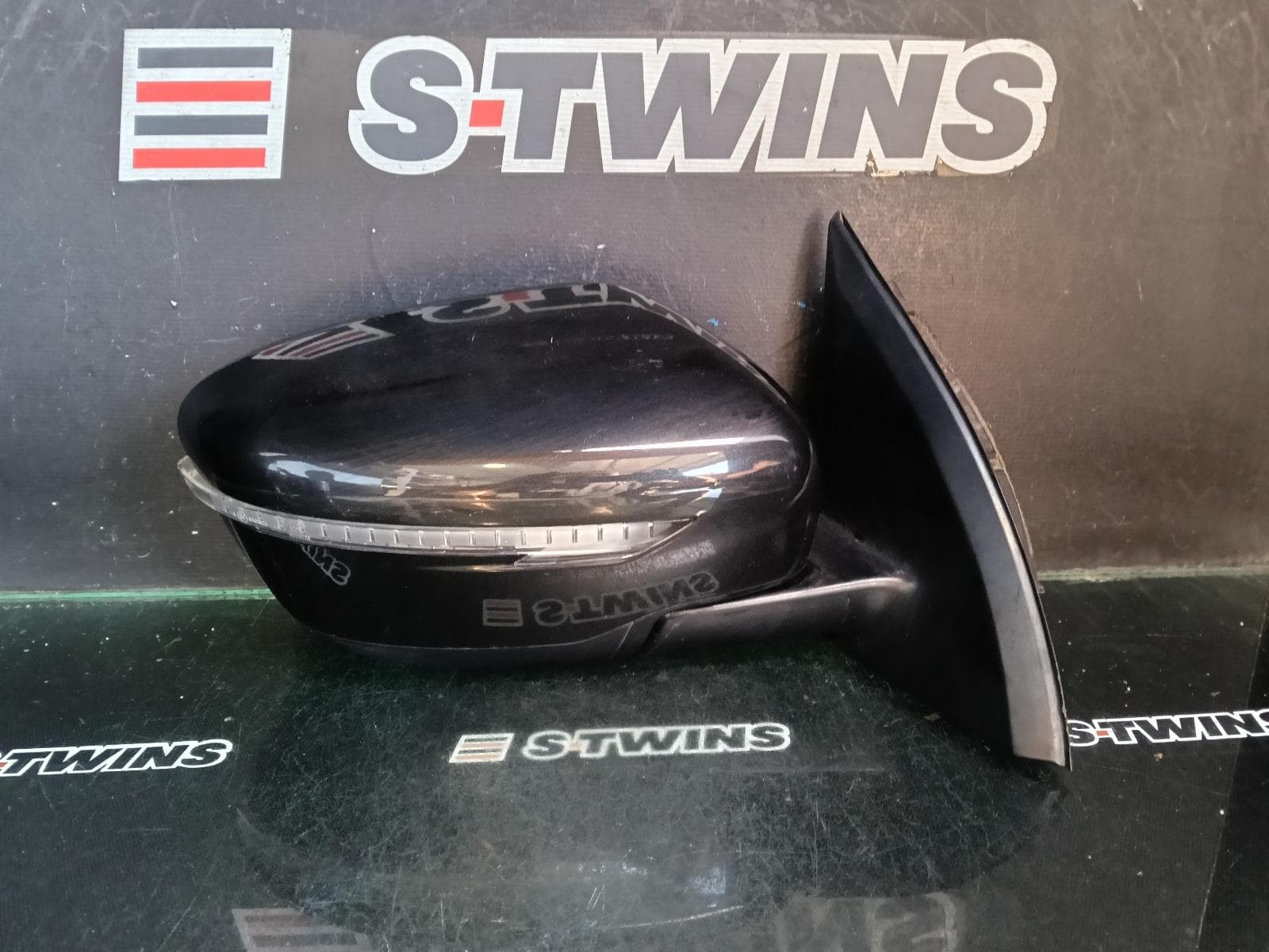 Used auto part listing image: 2014 NISSAN QASHQAI RIGHT DOOR MIRROR J11, TS, POWER FOLD, NON CAMERA TYPE, 12/13-06/17 0000414732