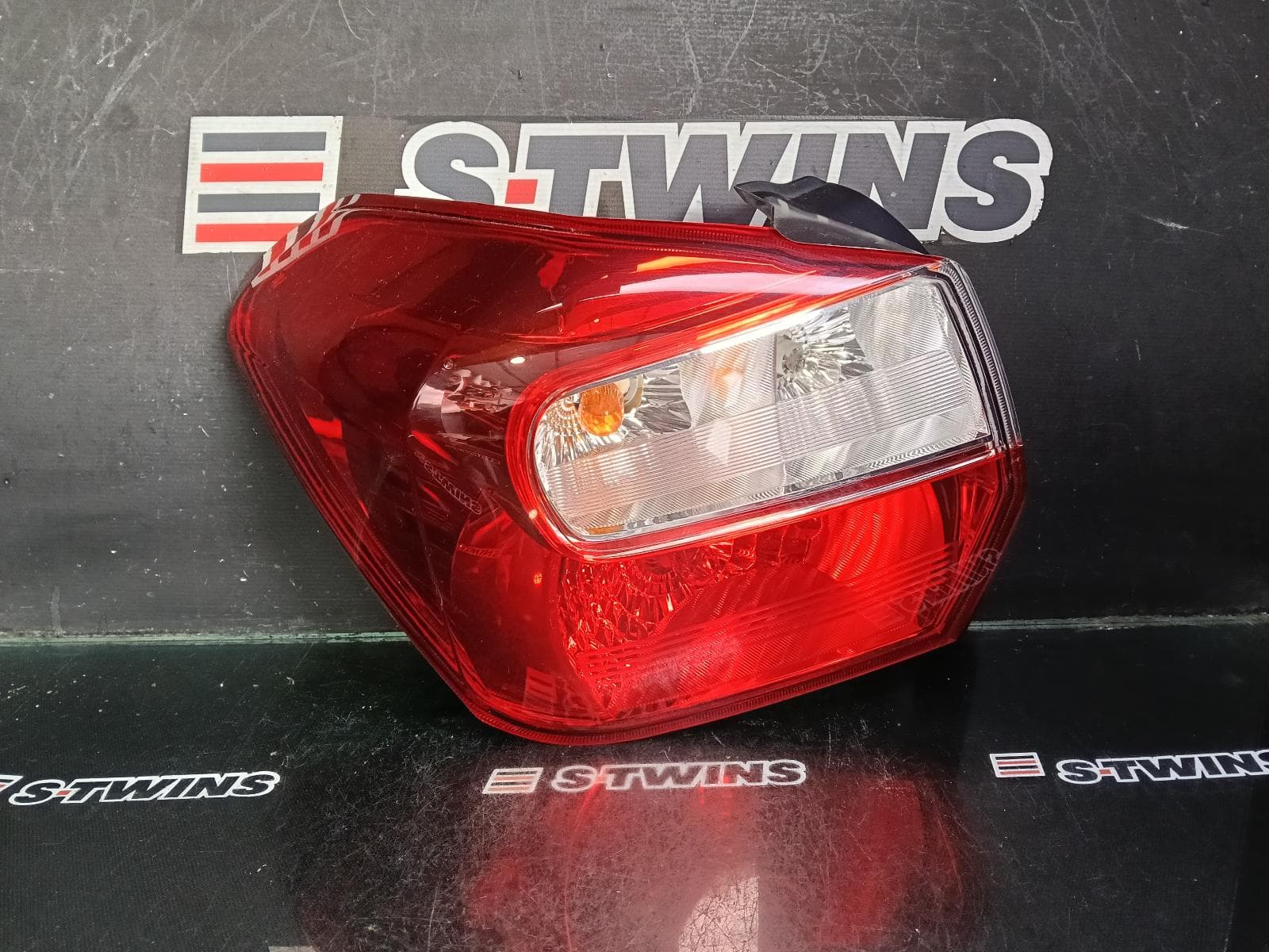 Used auto part listing image: 2013 SUBARU IMPREZA LEFT TAILLIGHT G4, HATCH, IN BODY, 12/11-08/17 0000387525
