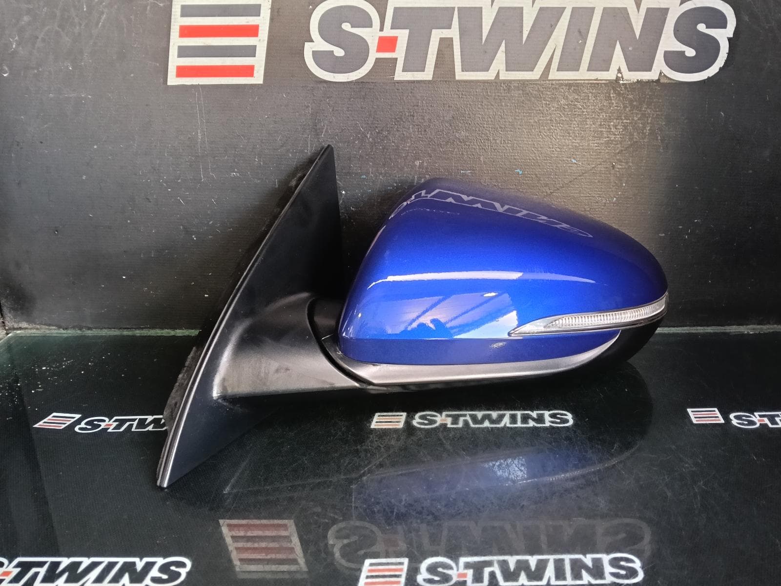 Used auto part listing image: 2018 HYUNDAI I30 LEFT DOOR MIRROR PD, HATCH (S.KOREA VIN KMHH), W/ POWER FOLD, INDICATOR, NON BLIND SPOT TYPE, 03/17-12/23 0000388060