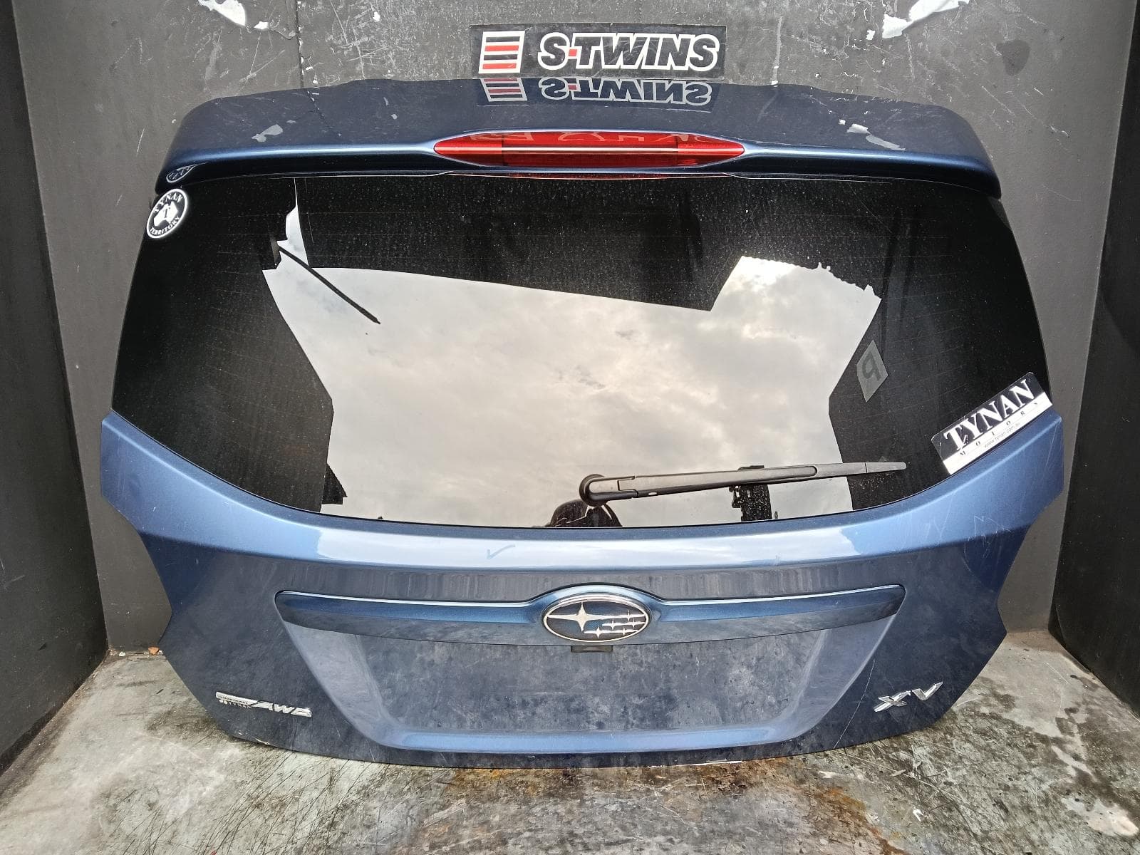 Used auto part listing image: 2013 SUBARU XV BOOTLID TAILGATE TAILGATE, G4X, NON SPOILER TYPE, 08/11-04/17 0000387540
