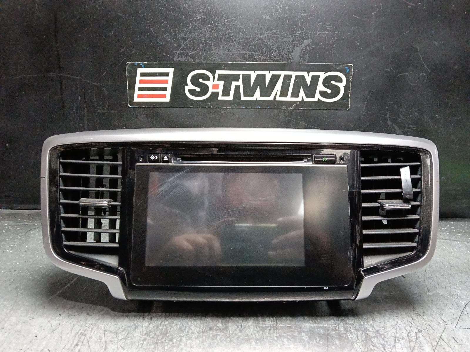Used auto part listing image: 2014 HONDA ODYSSEY RC1, HEAD UNIT, NON SAT NAV TYPE, 02/14-12/20 0000404468