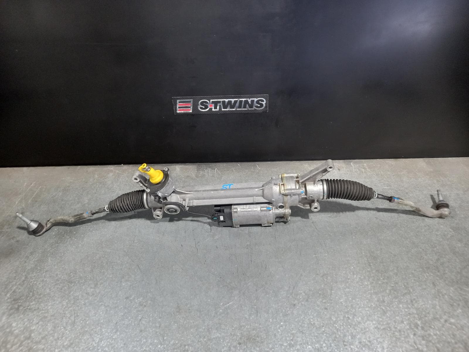 Used auto part listing image: 2018 MERCEDES C CLASS STEERING BOX RACK W205/S205/A205/C205, C43 AMG, 08/14- 0000234727