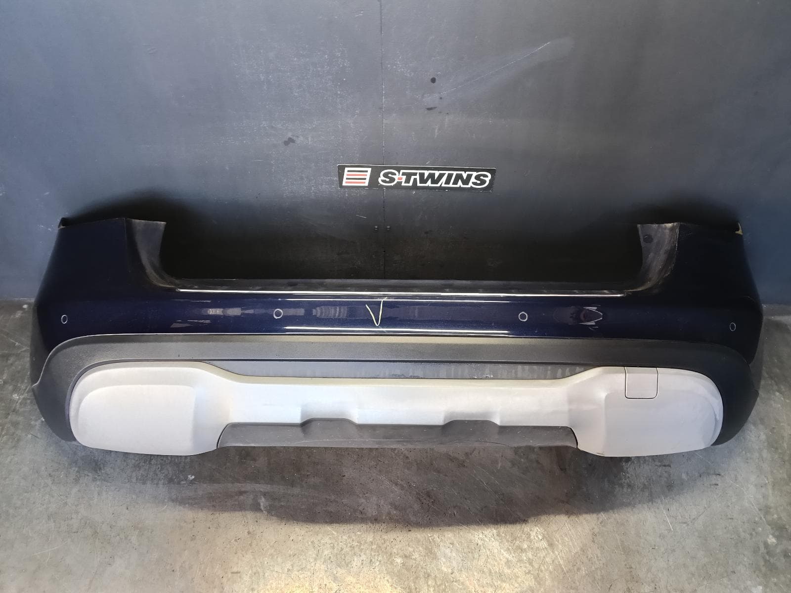 Used auto part listing image: 2018 MERCEDES GLA CLASS REAR BUMPER X156, NON AMG, W/ PARK SENSOR TYPE, 03/17-01/20 0000415052