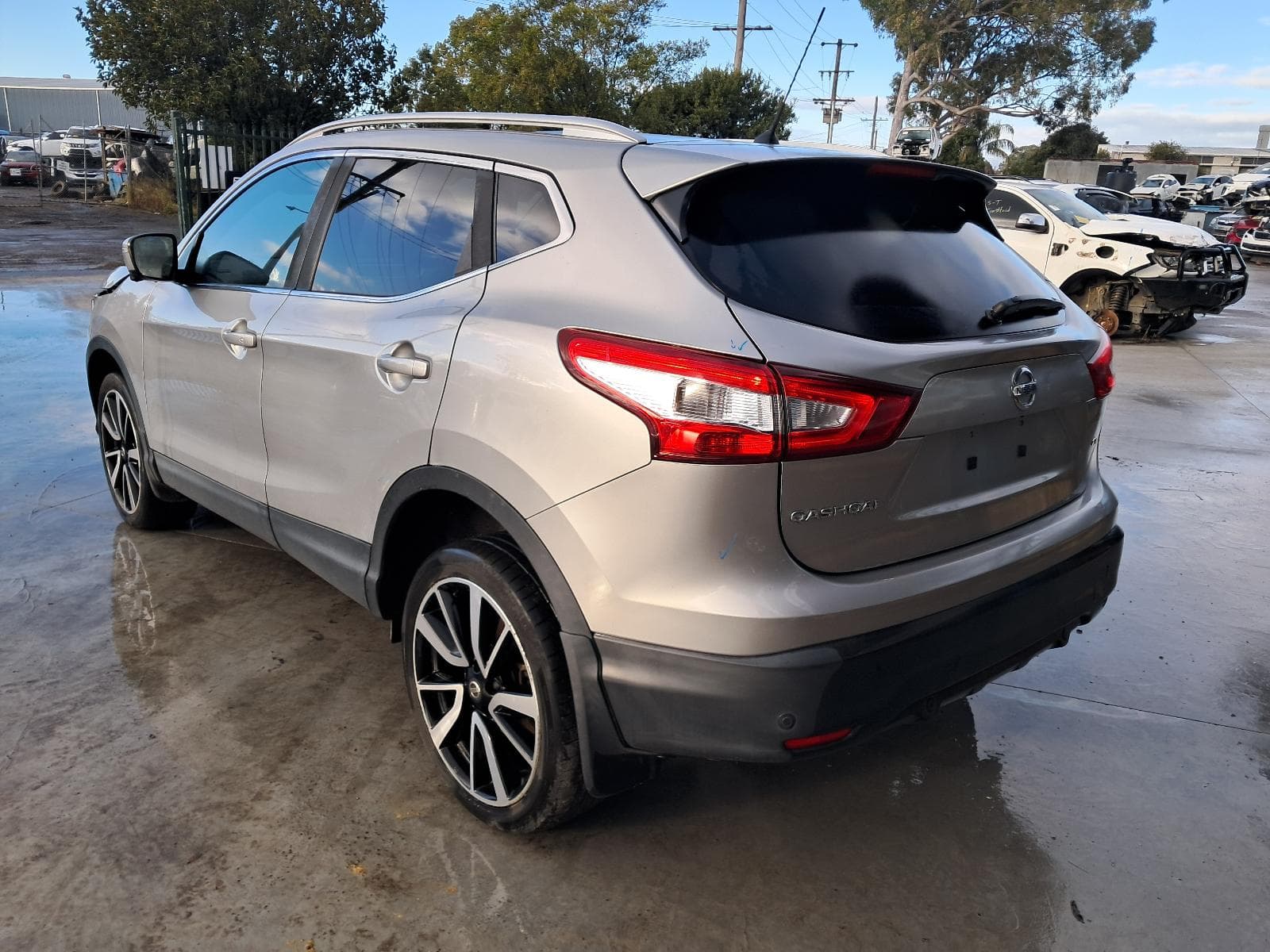 2016 NISSAN QASHQAI 5