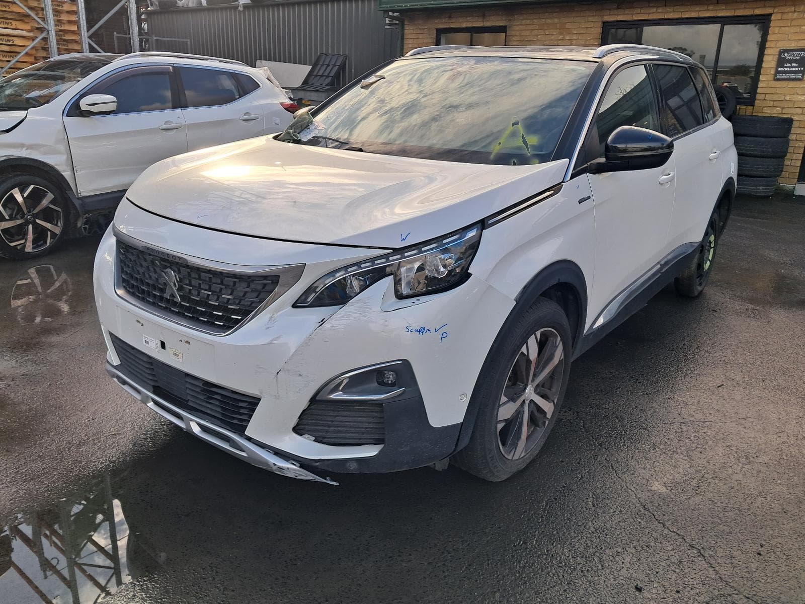 Featured wrecking vehicle: 2019 PEUGEOT 5008 (stock SPN991)