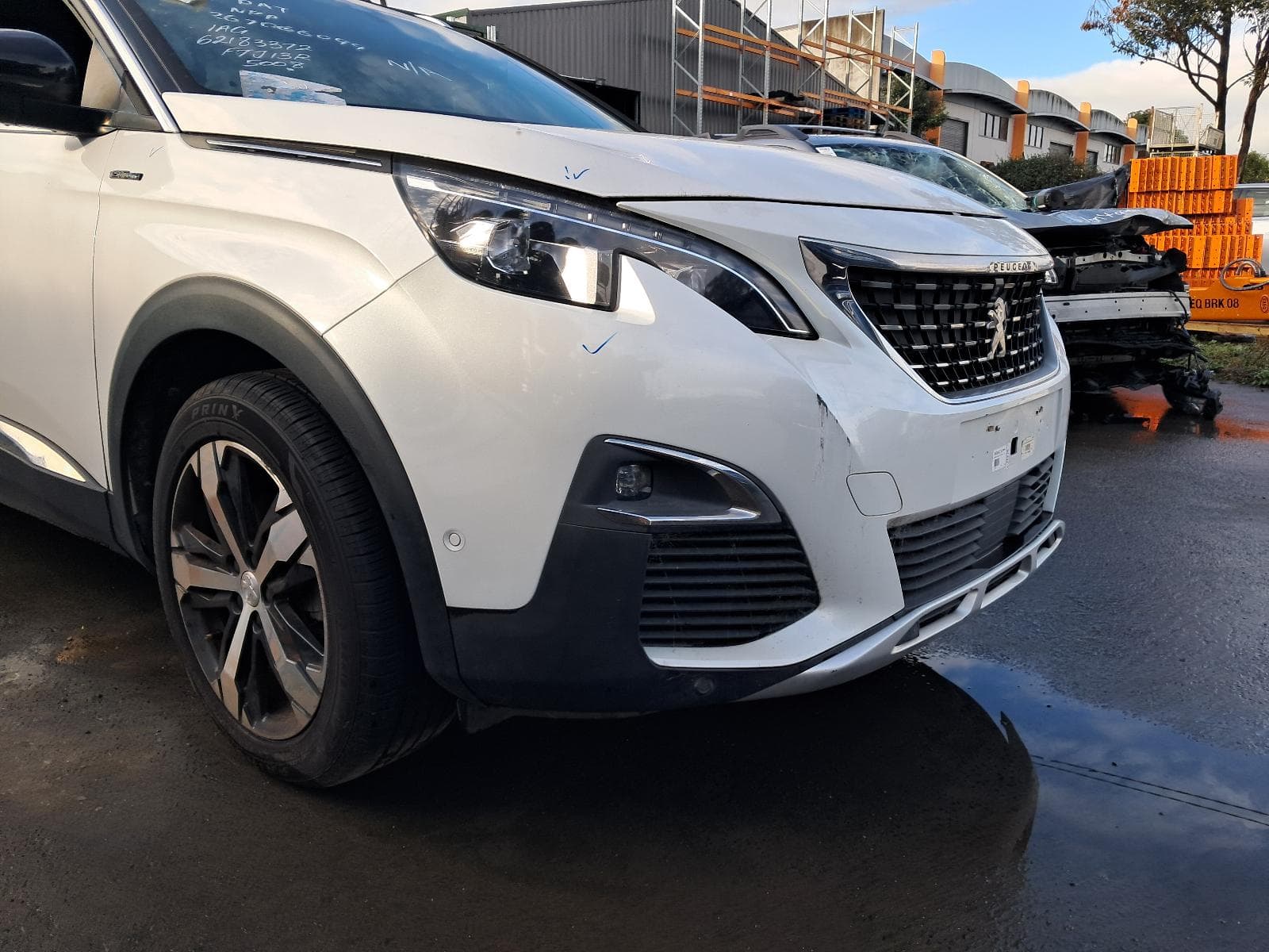 2019 PEUGEOT 5008 9