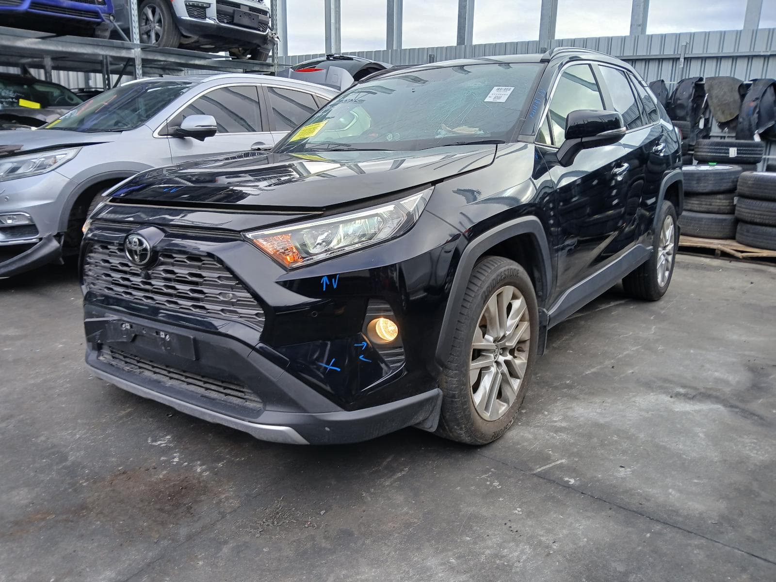 Featured wrecking vehicle: 2020 TOYOTA RAV4 (stock 11086)