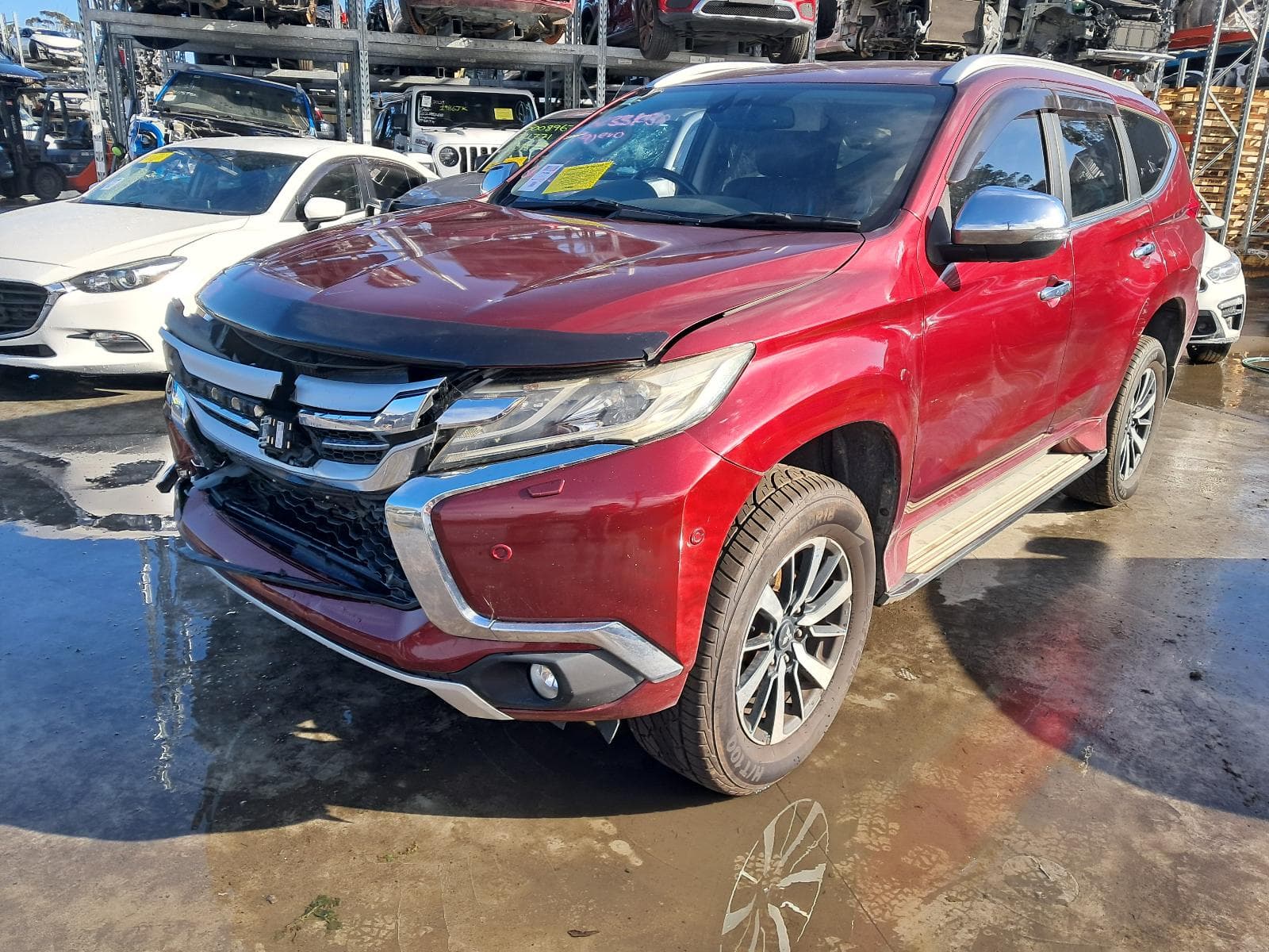 Featured wrecking vehicle: 2016 MITSUBISHI PAJERO (stock SPN1009)