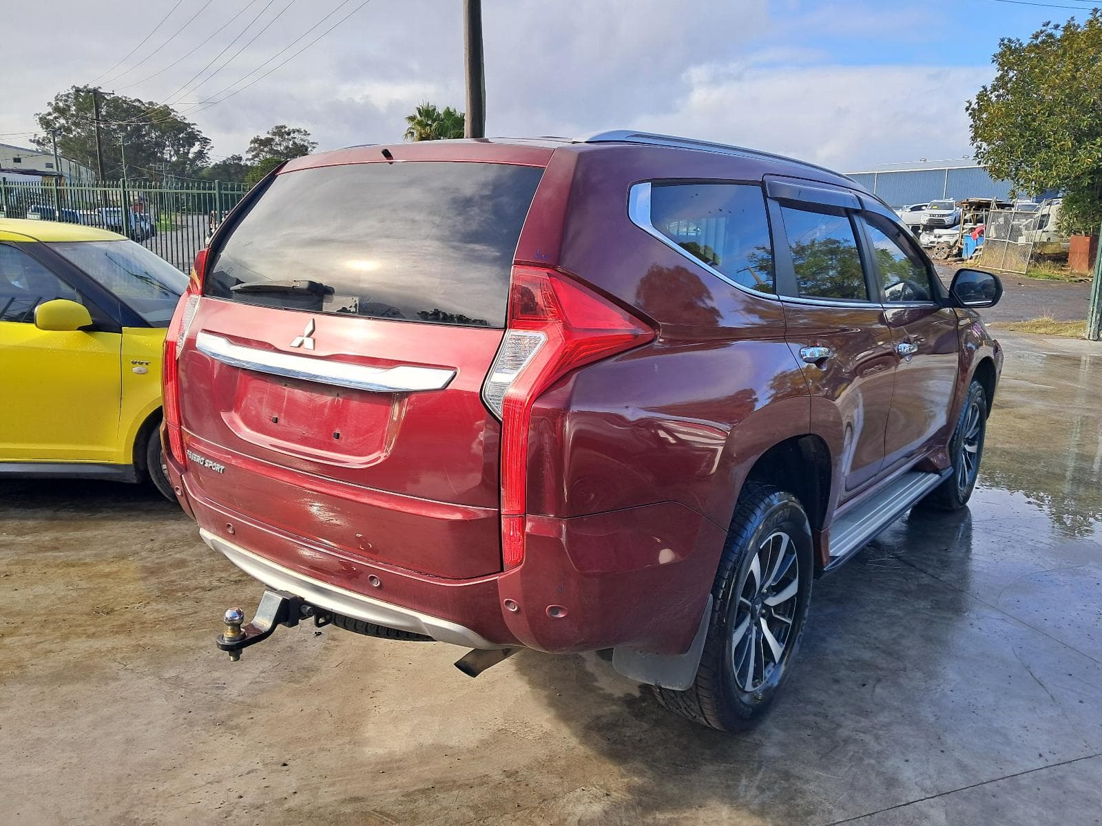 2016 MITSUBISHI PAJERO 3