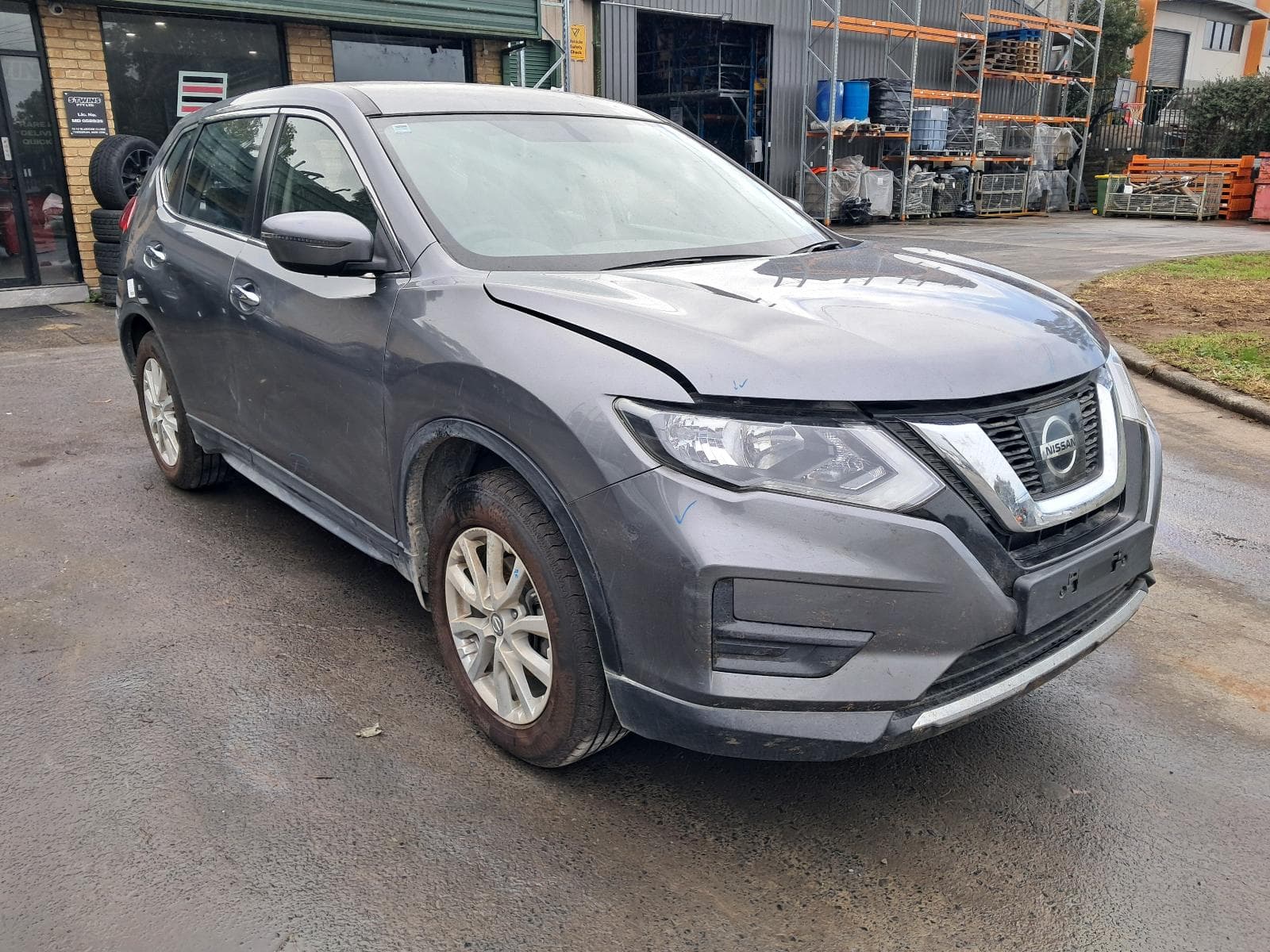 Featured wrecking vehicle: 2020 NISSAN XTRAIL (stock 11000)