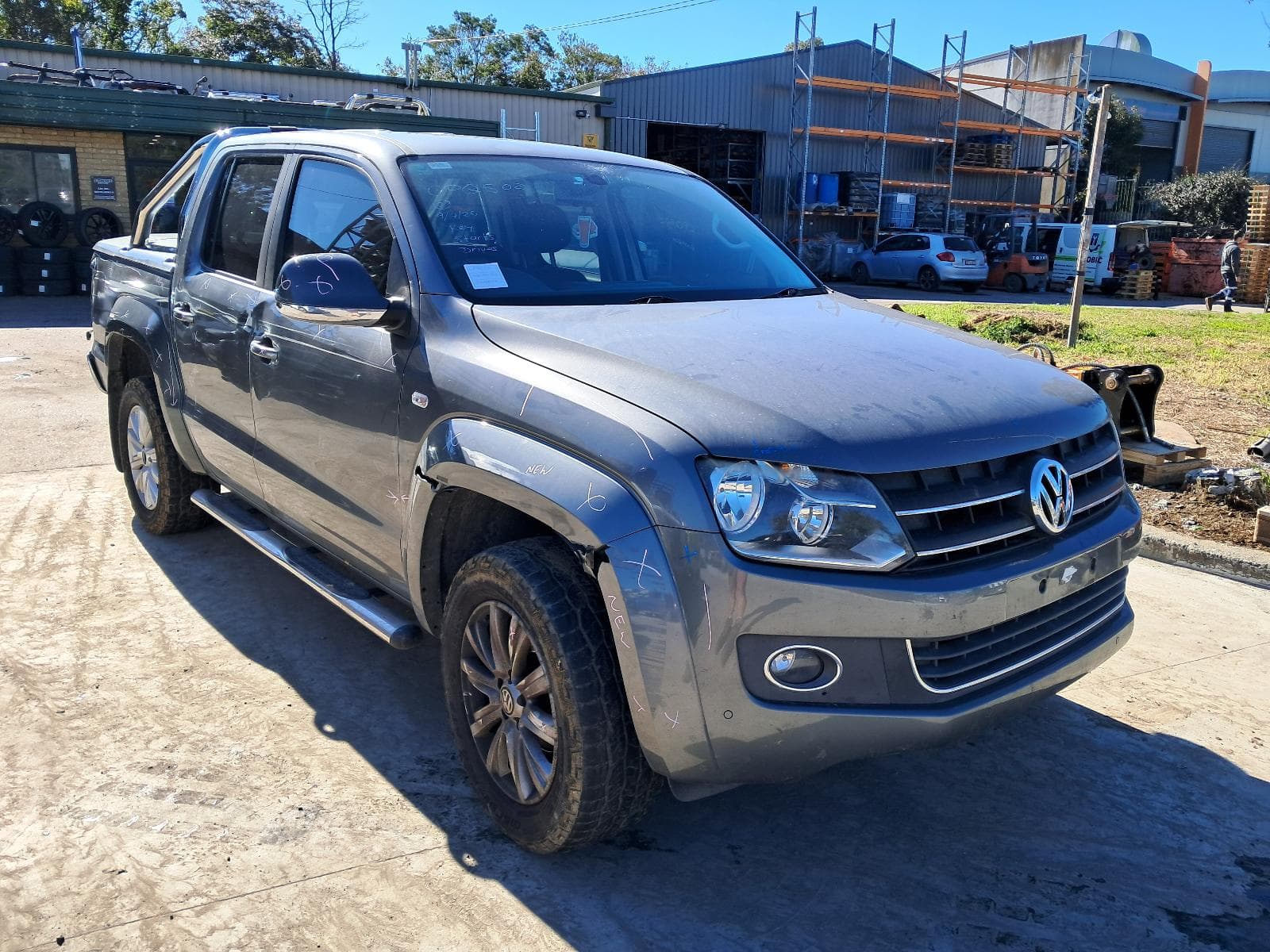 Featured wrecking vehicle: 2013 VOLKSWAGEN AMAROK (stock 10978)