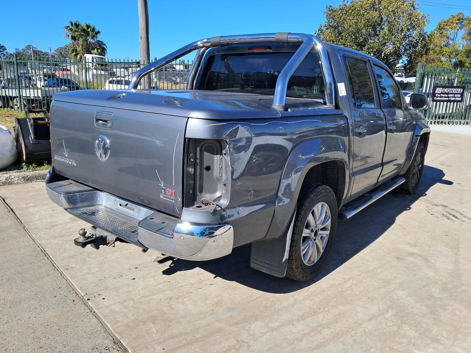 2013 VOLKSWAGEN AMAROK 4