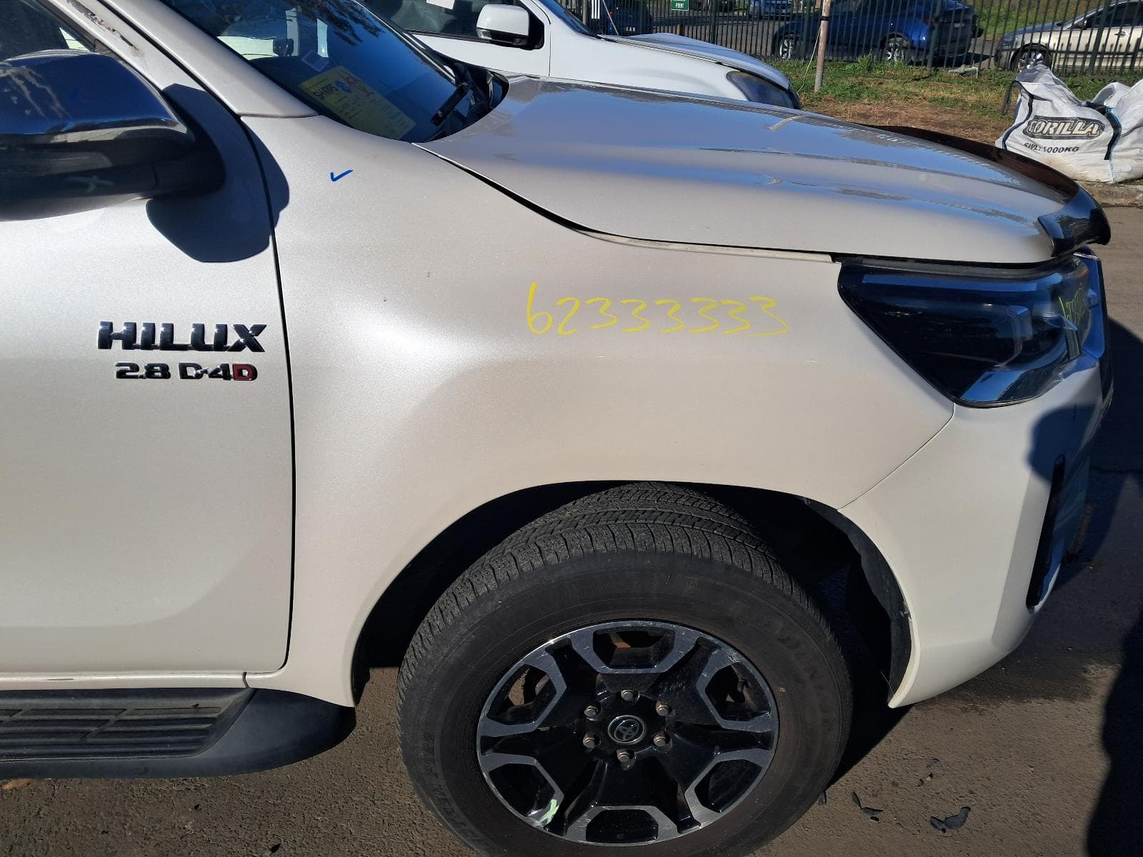2021 TOYOTA HILUX 13