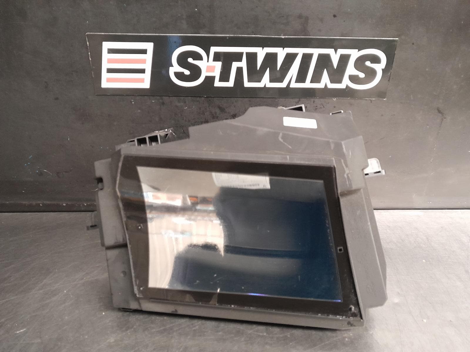 Used auto part listing image: 2019 HYUNDAI SANTA FE INSTRUMENTCLUSTER 7IN, HIGHLANDER, TM, 03/18-09/20 0000271788