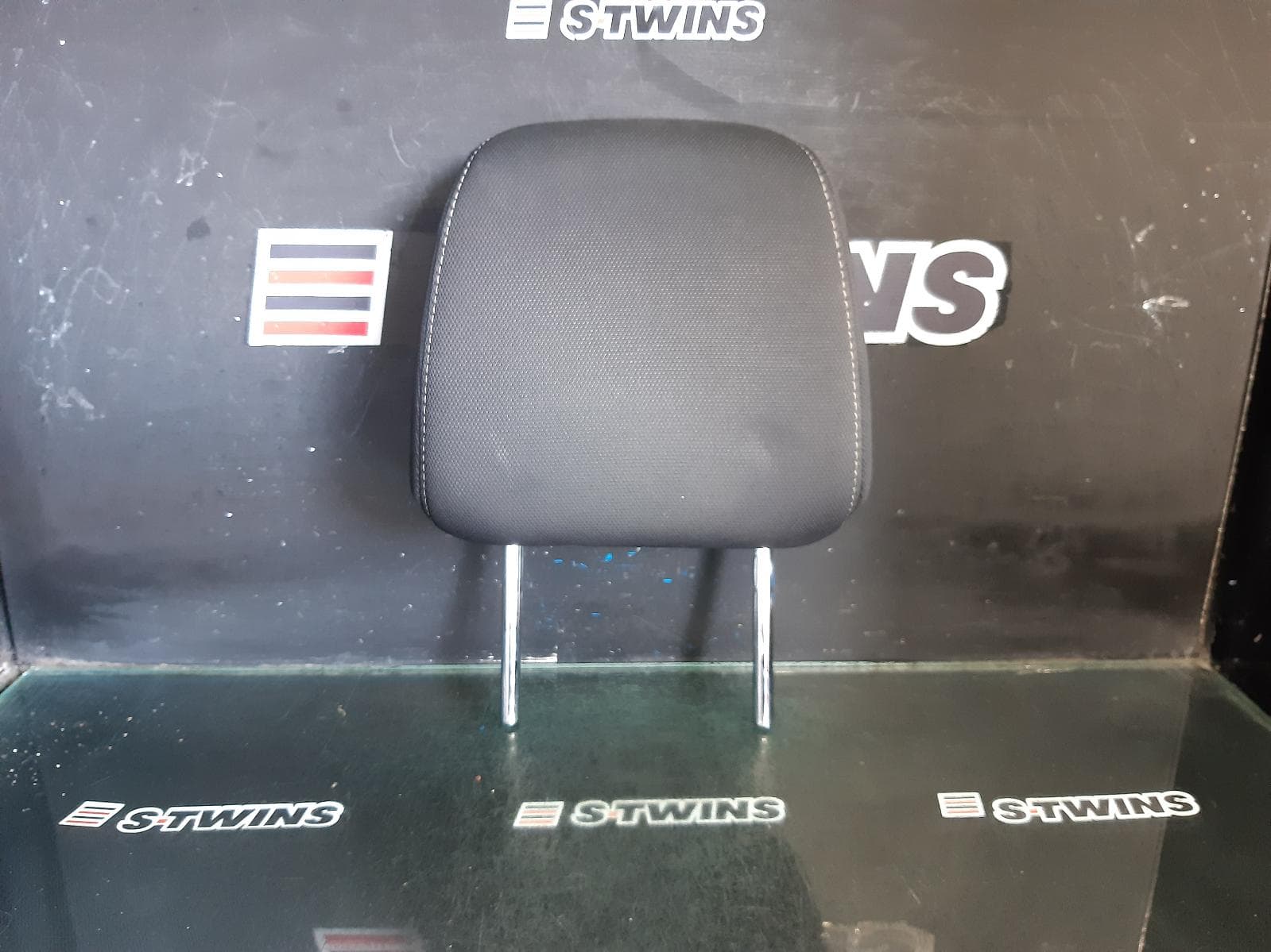 Used auto part listing image: 2014 TOYOTA COROLLA HEADREST ZRE172R, SEDAN, 12/13-06/19 0000369140