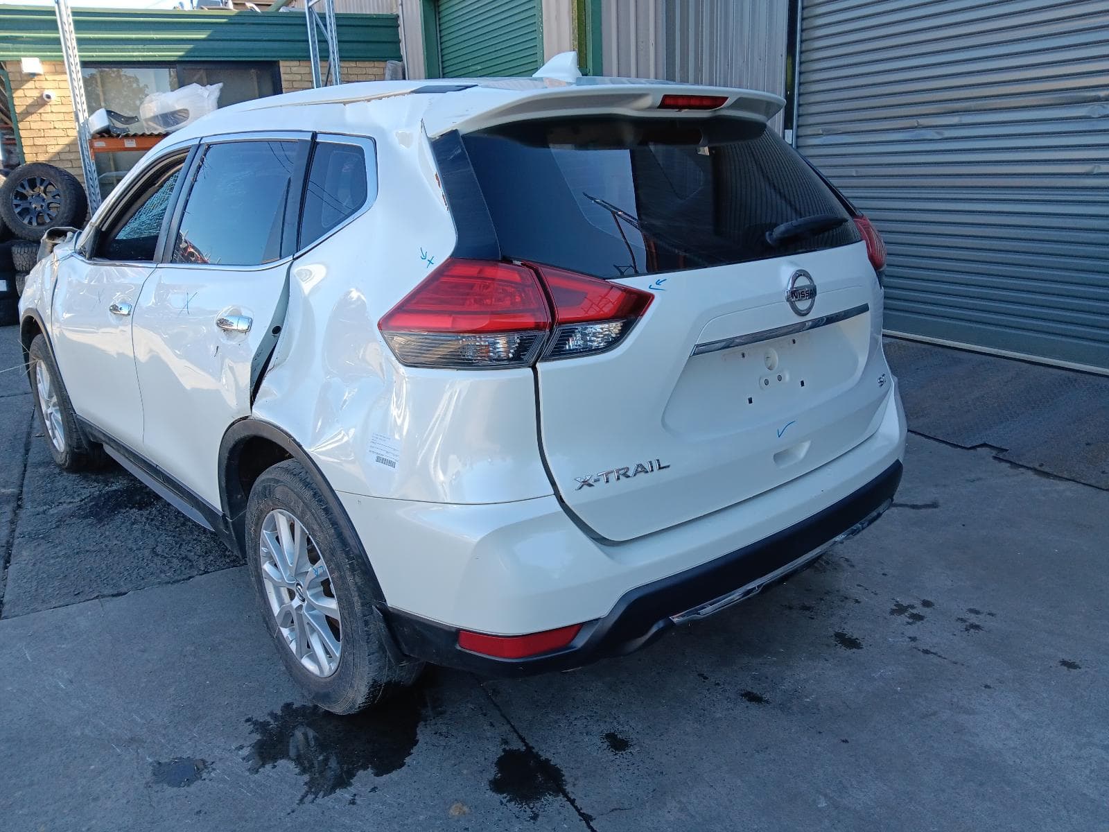 2018 NISSAN XTRAIL 5