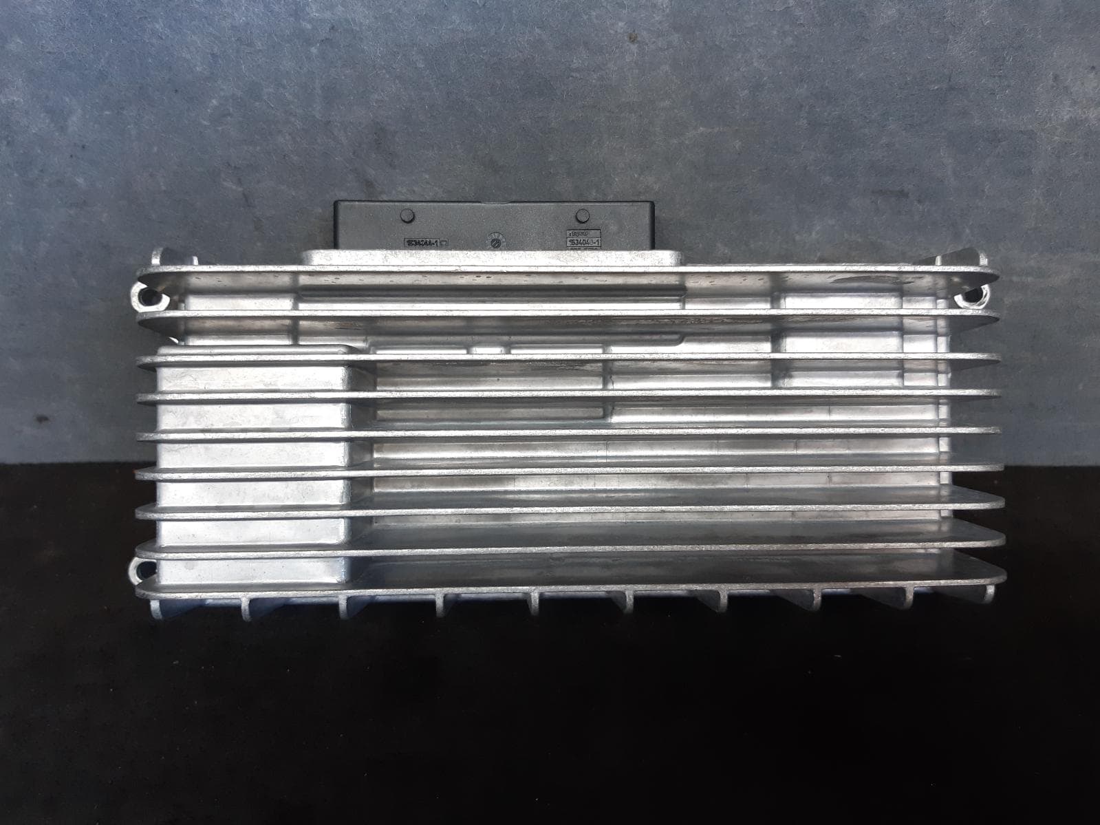 Used auto part listing image: 2011 AUDI A4 STEREO AMPLIFIER, B8 8K, 02/08-09/15 0000094551