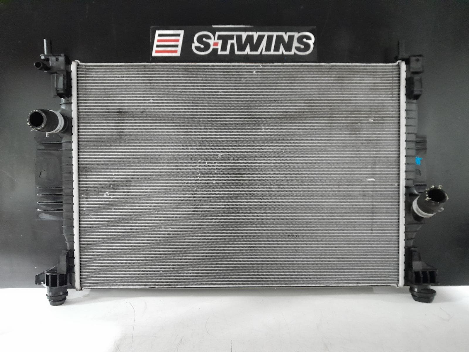 Used auto part listing image: 2017 FORD ESCAPE RADIATOR AUTO, 2.0, DIESEL, ZG, 09/16-05/20 0000312483
