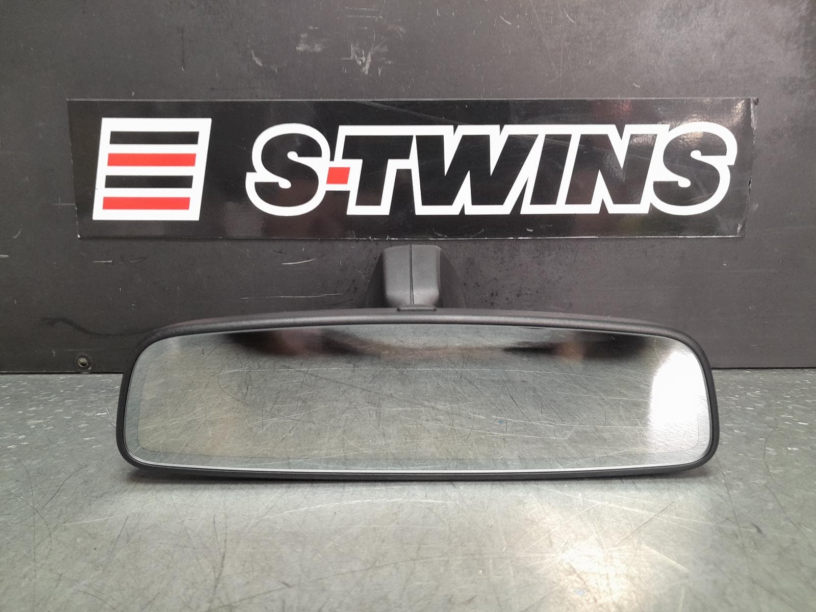 Used auto part listing image: 2019 PORSCHE MACAN INTERIOR MIRROR 95B, 06/14-12/25 0000352777