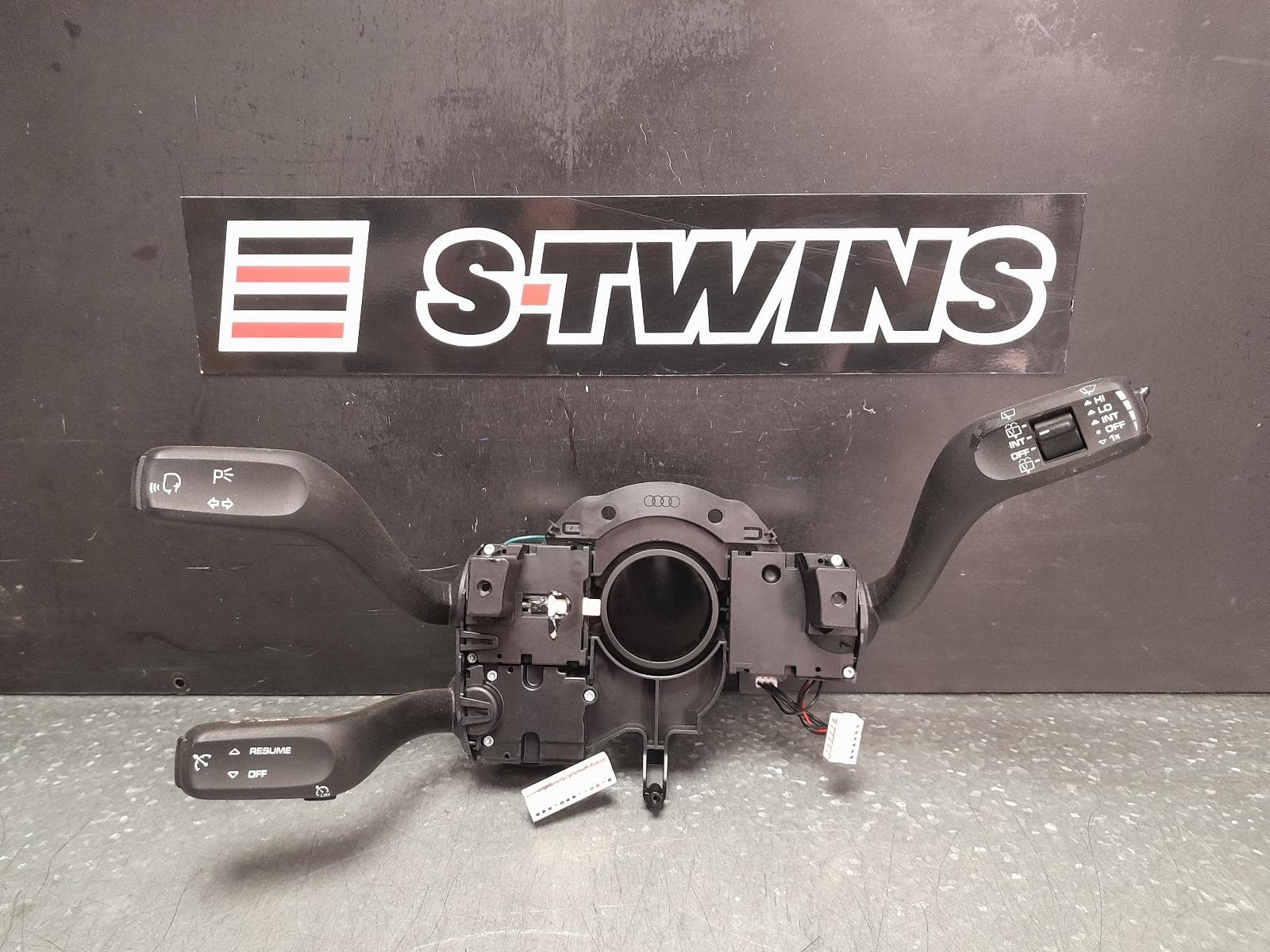 Used auto part listing image: 2019 PORSCHE MACAN COMBINATION SWITCH ASSY, 95B, 06/14- 0000352782