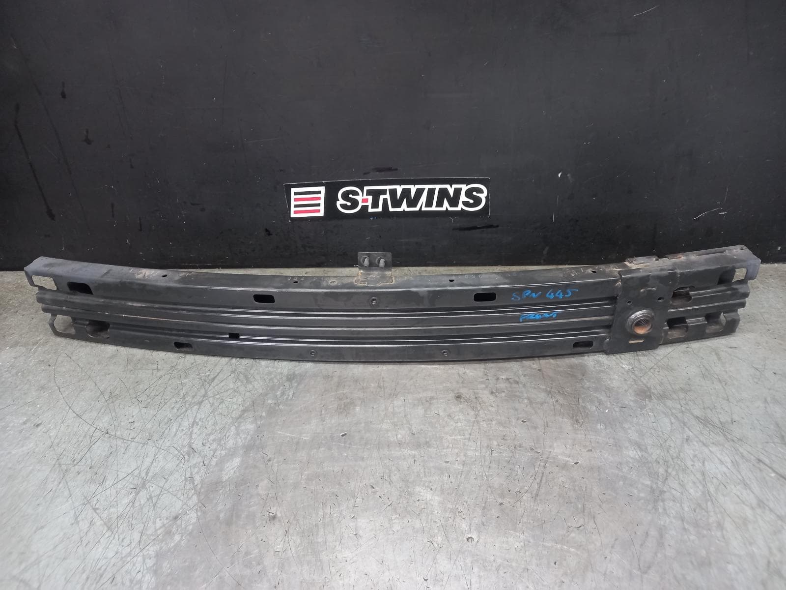 Used auto part listing image: 2021 NISSAN JUKE F BAR REINFORC BRACK MAIN REINFORCEMENT, F16, 03/20- 0000387517