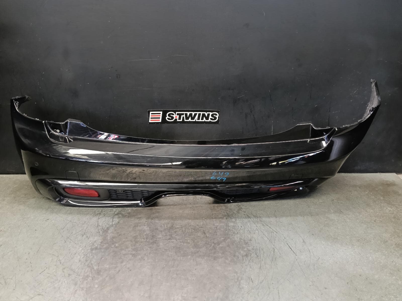 Used auto part listing image: 2021 MINI COOPER REAR BUMPER F55/F56/F57, BUMPER BAR, COOPER S TYPE, 03/21-01/24 0000395087