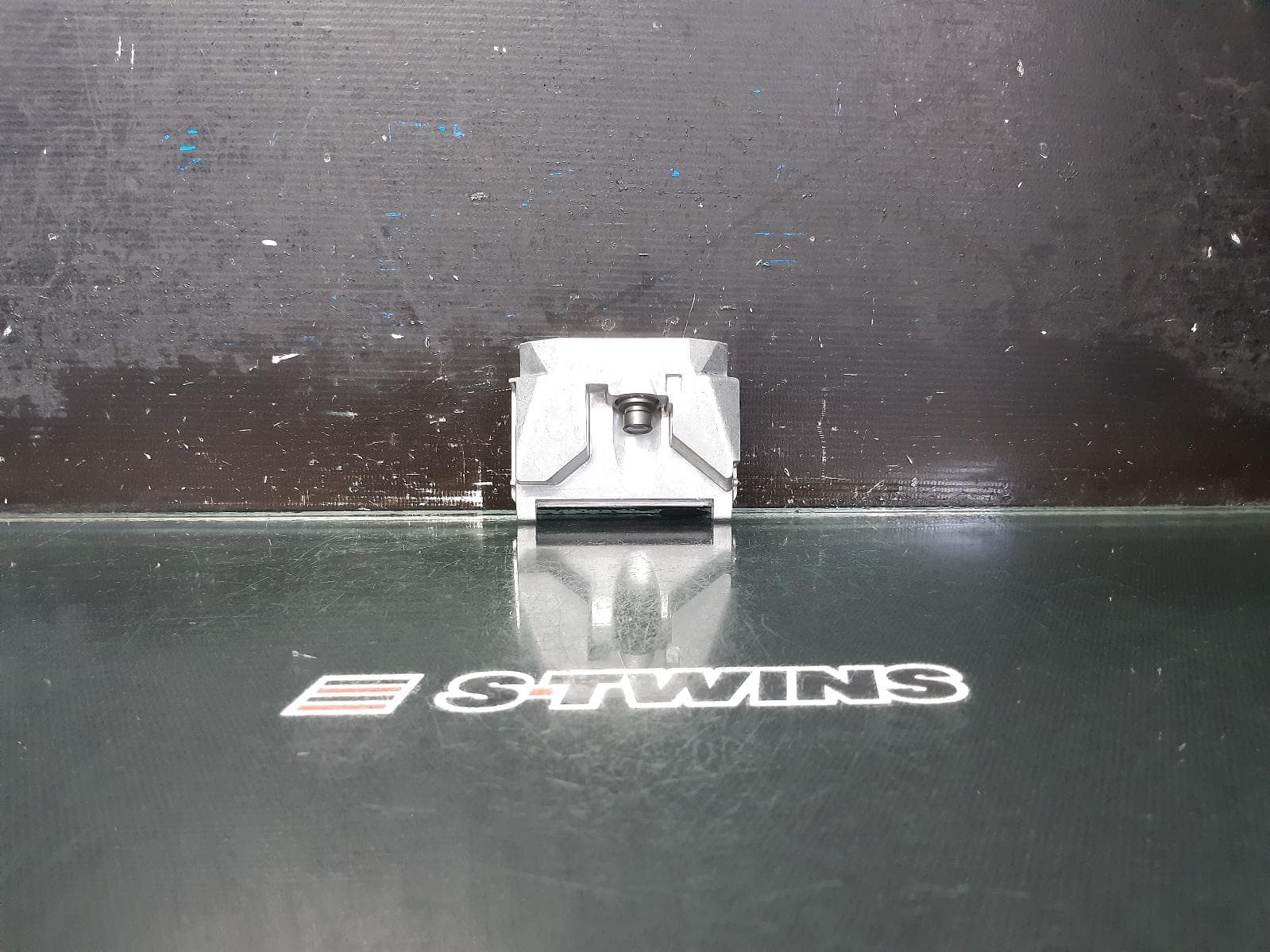 Used auto part listing image: 2020 MAZDA CX30 REVERSE CAMERA FRONT CAMERA (WINDSCREEN MOUNTED), DM, 10/19- 0000276855