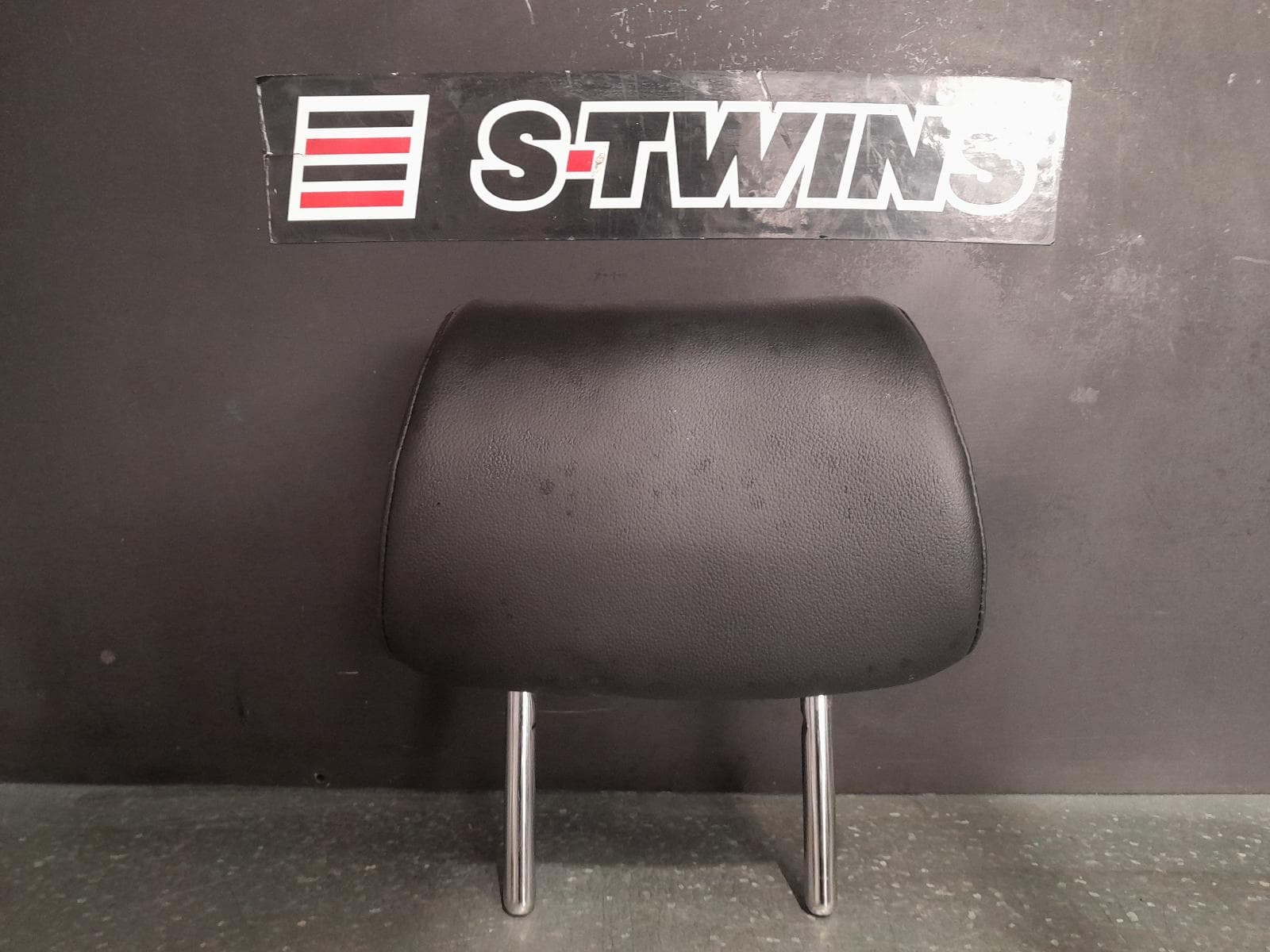 Used auto part listing image: 2022 HYUNDAI TUCSON HEADREST NX4, 02/21- 0000330057