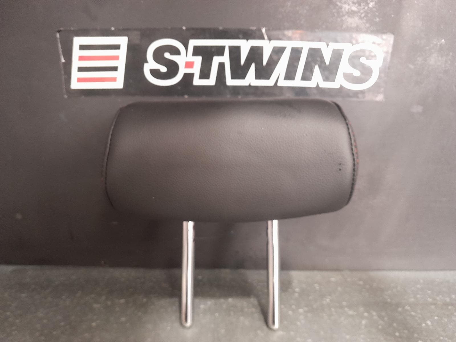 Used auto part listing image: 2022 HYUNDAI TUCSON HEADREST NX4, 02/21- 0000330058