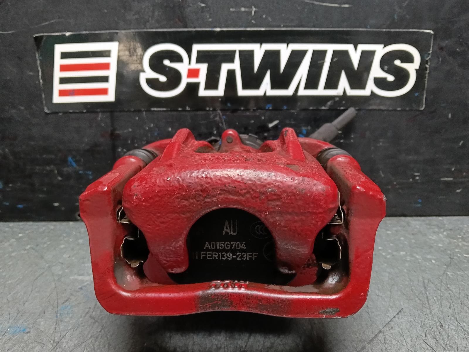 Used auto part listing image: 2016 MERCEDES A CLASS CALIPER LH REAR, A250 SPORT, W176, 09/12-03/18 0000401156