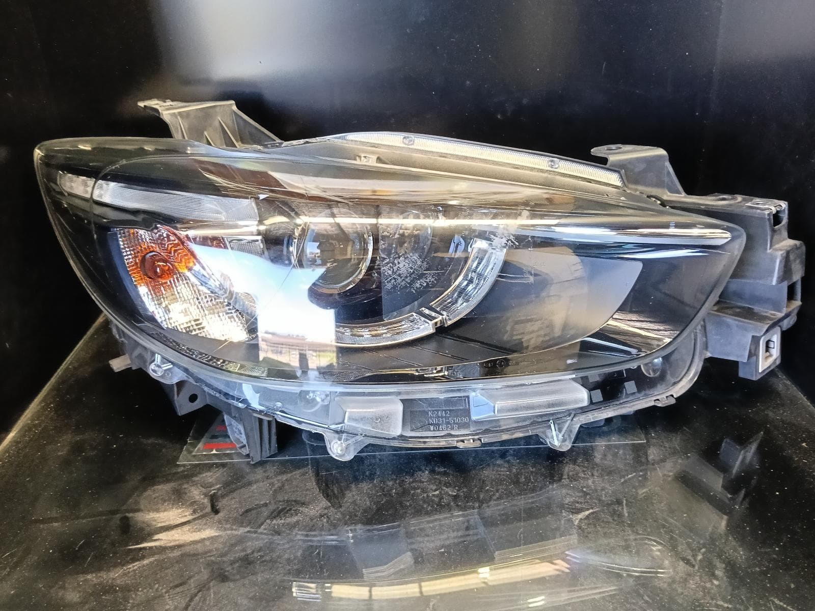 Used auto part listing image: 2015 MAZDA CX5 RIGHT HEADLAMP KE, GT, LED TYPE, KA3B, 01/15-12/16 0000379174