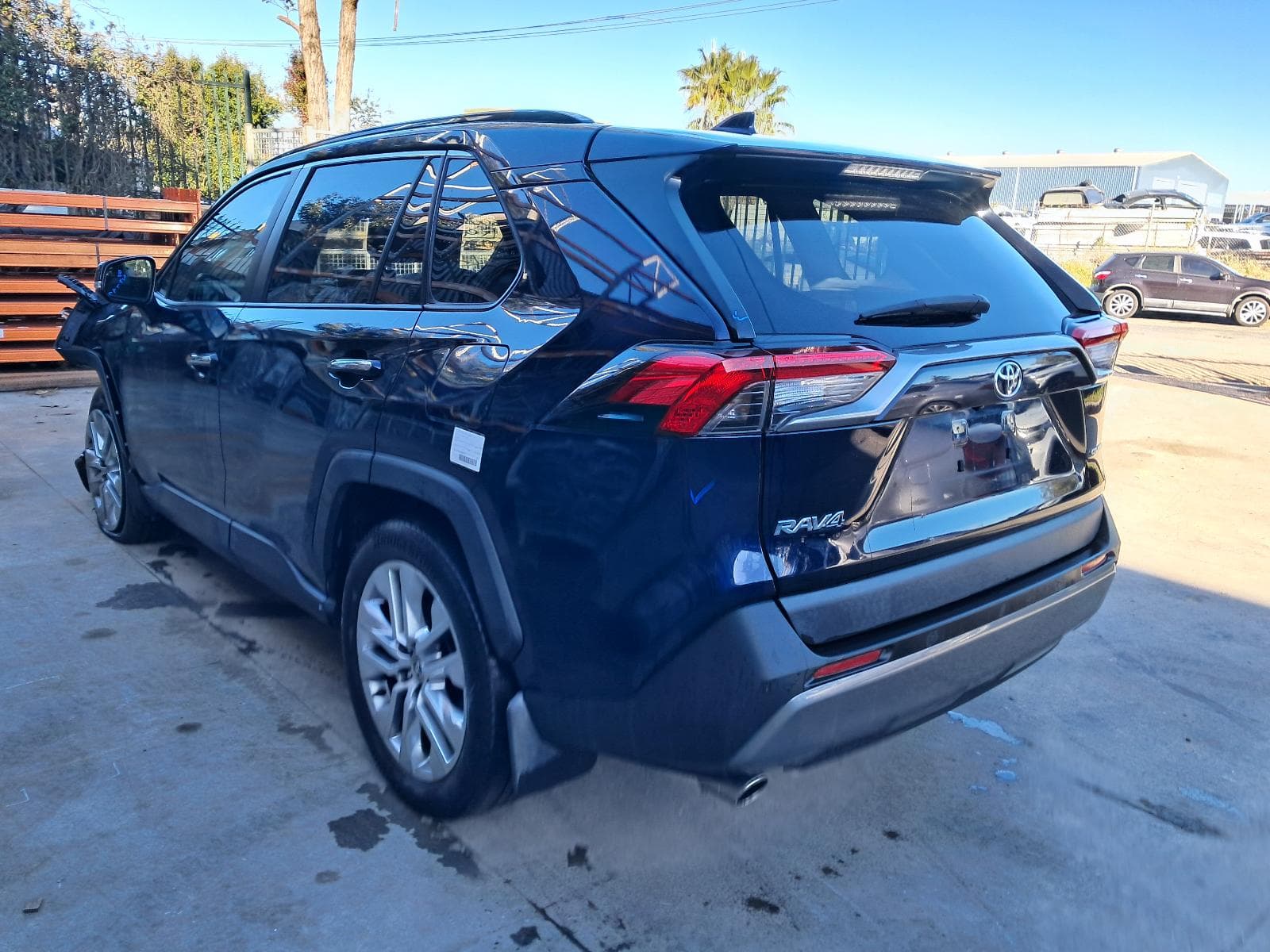 2019 TOYOTA RAV4 4