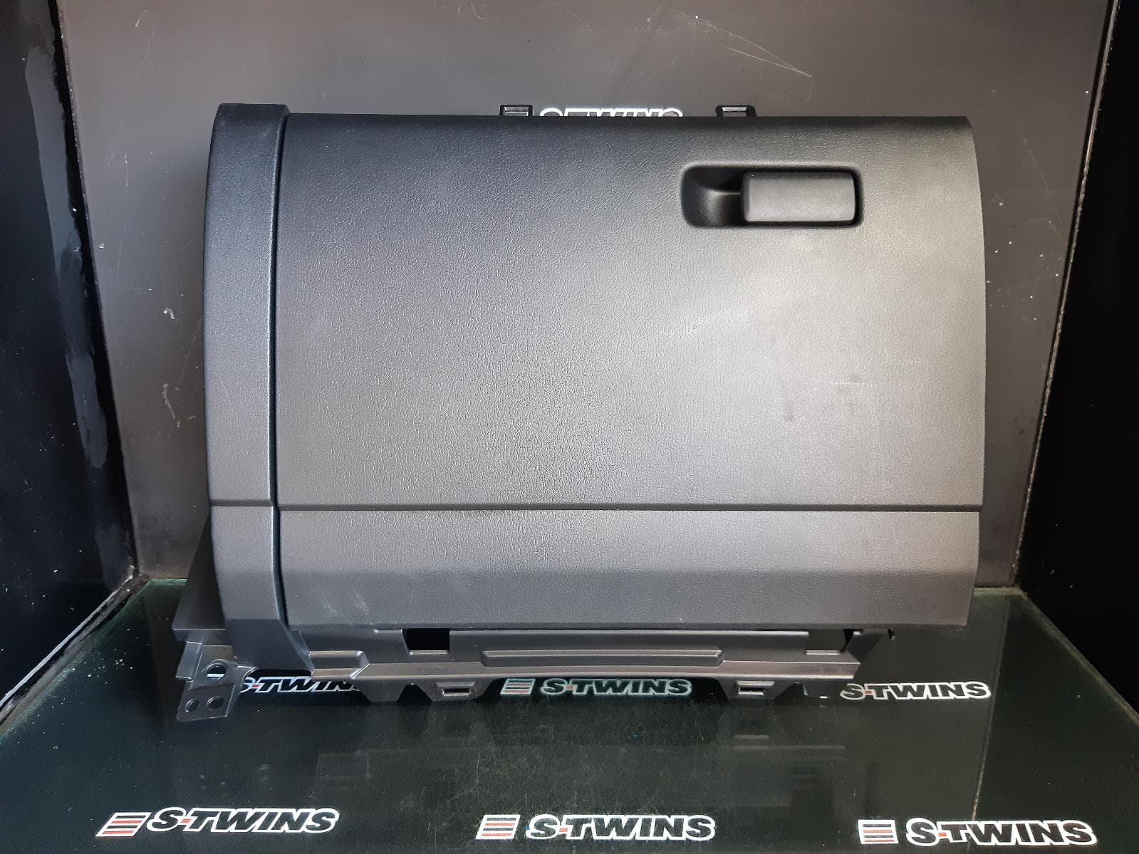 Used auto part listing image: 2020 MAZDA 3 GLOVE BOX BP, 03/19- 0000335731