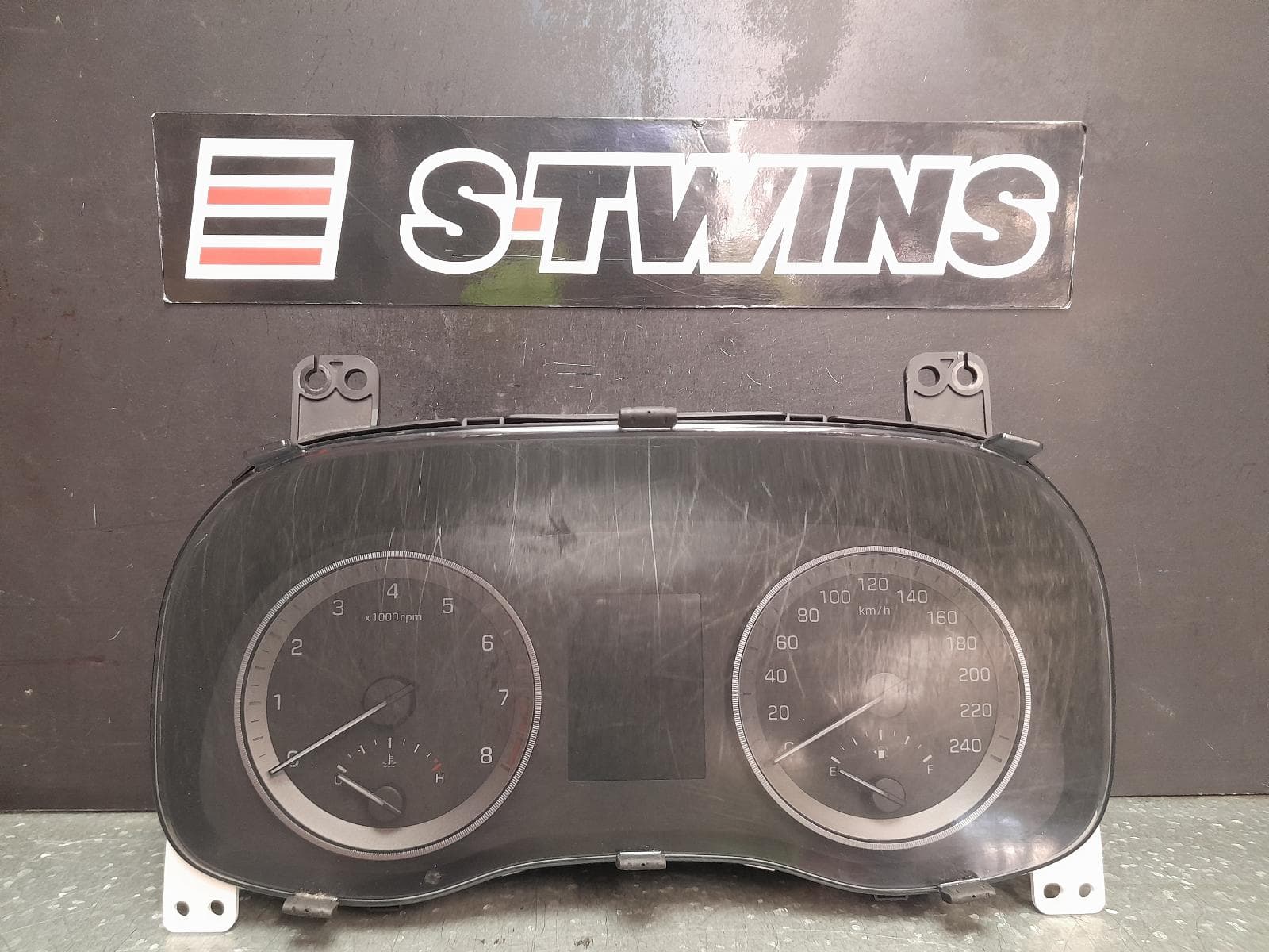 Used auto part listing image: 2018 HYUNDAI TUCSON INSTRUMENTCLUSTER PETROL, AUTO T/M, ACTIVE/ACTIVE X/ELITE, TL, 06/15-06/18 0000360478