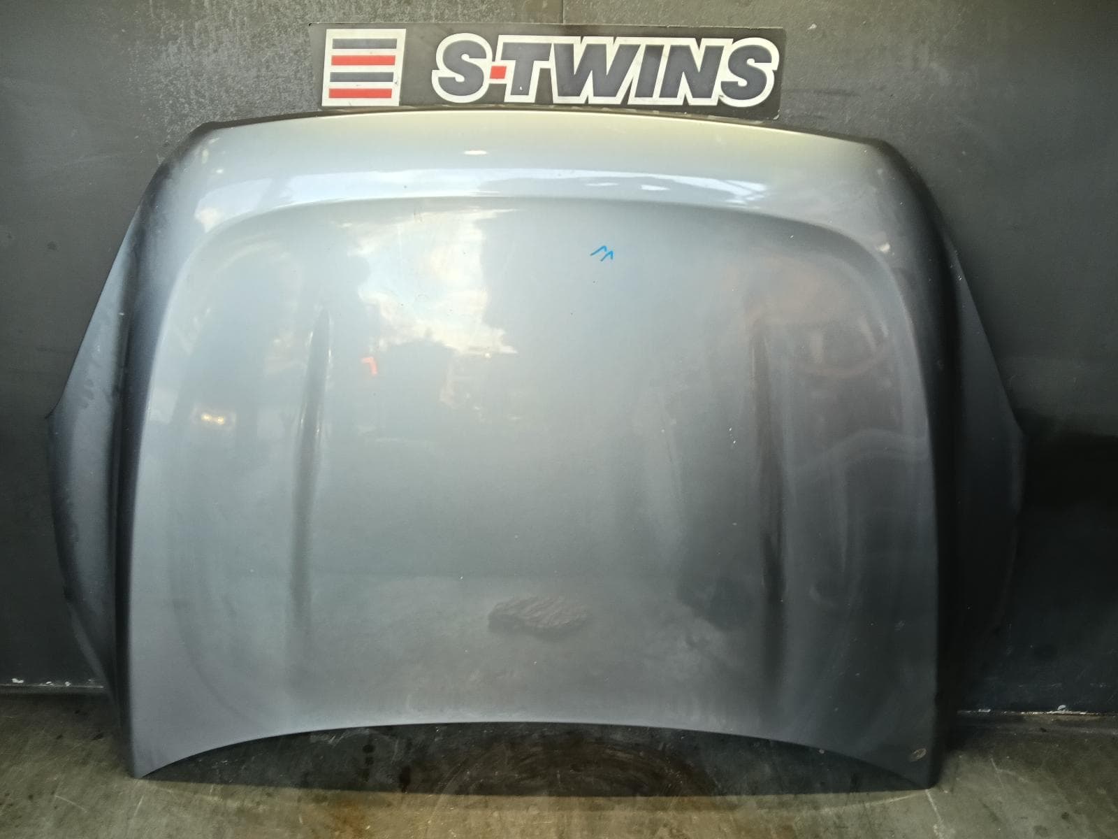 Used auto part listing image: 2016 VOLVO XC60 BONNET DZ, 10/13-04/17 0000393638