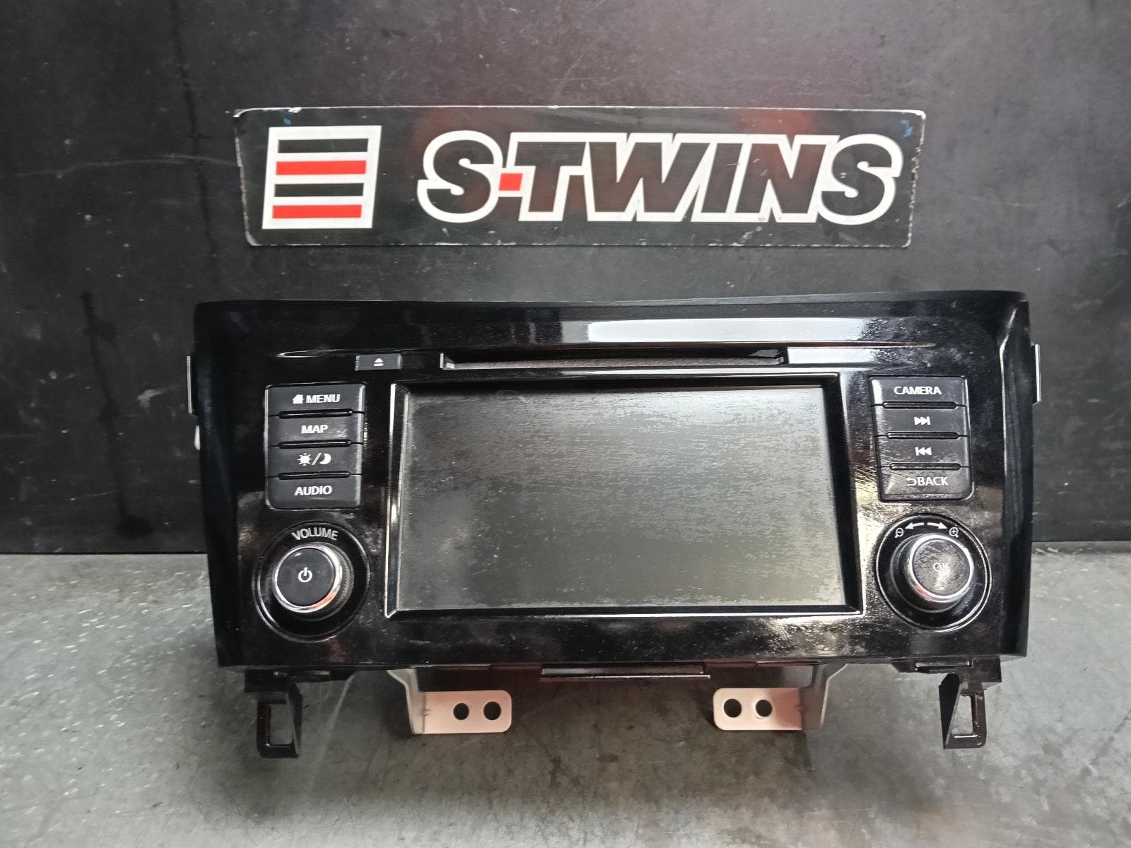 Used auto part listing image: 2021 NISSAN XTRAIL DISPLAY UNIT, 7.0 IN TOUCH SCREEN, T32, 11/20-07/22 0000414673