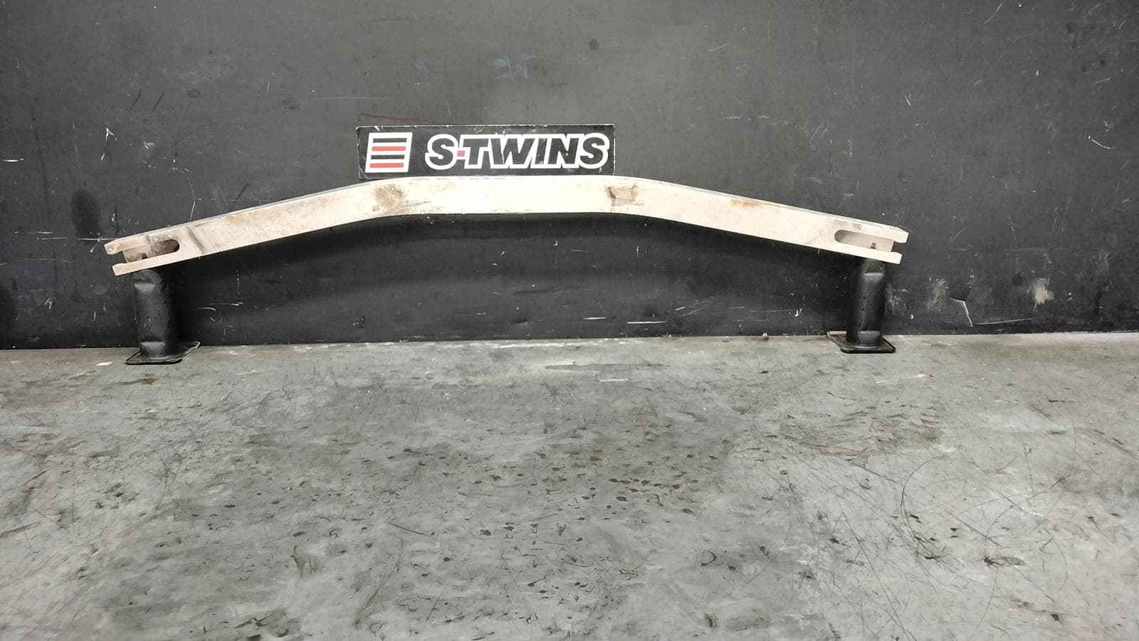 Used auto part listing image: 2020 TOYOTA C-HR F BAR REINFORC BRACK LOWER REINFORCEMENT, GEN 1, 12/16-09/23 0000415720