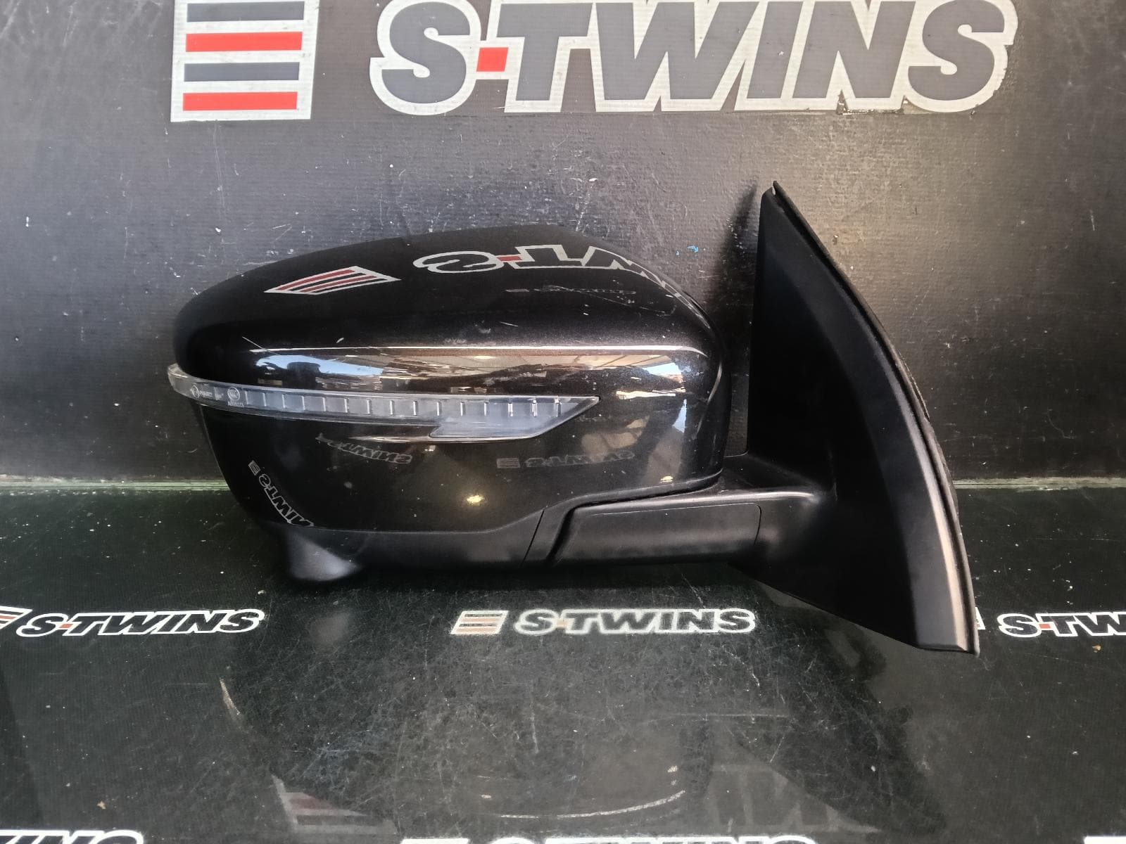 Used auto part listing image: 2019 NISSAN QASHQAI RIGHT DOOR MIRROR J11, ST-L/N-TEC/Ti, POWER FOLD, W/ CAMERA TYPE, 07/17-07/21 0000415383