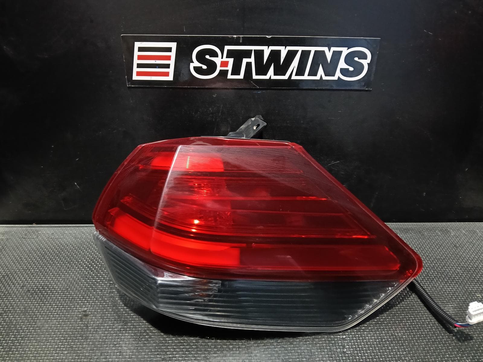 Used auto part listing image: 2021 NISSAN XTRAIL RIGHT TAILLIGHT T32, 02/17-07/22 0000414671