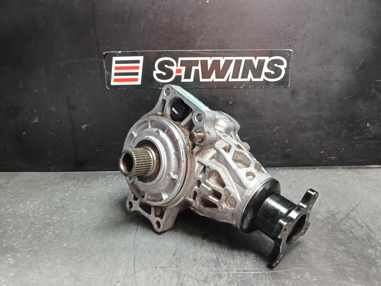 Used auto part listing image: 2022 HYUNDAI SANTA FE TRANSFER CASE TM, 03/18-10/23 0000415788