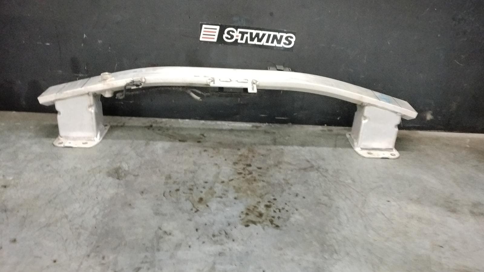 Used auto part listing image: 2022 HYUNDAI SANTA FE F BAR REINFORC BRACK MAIN REINFORCEMENT, TM, 10/20-10/23 0000415789