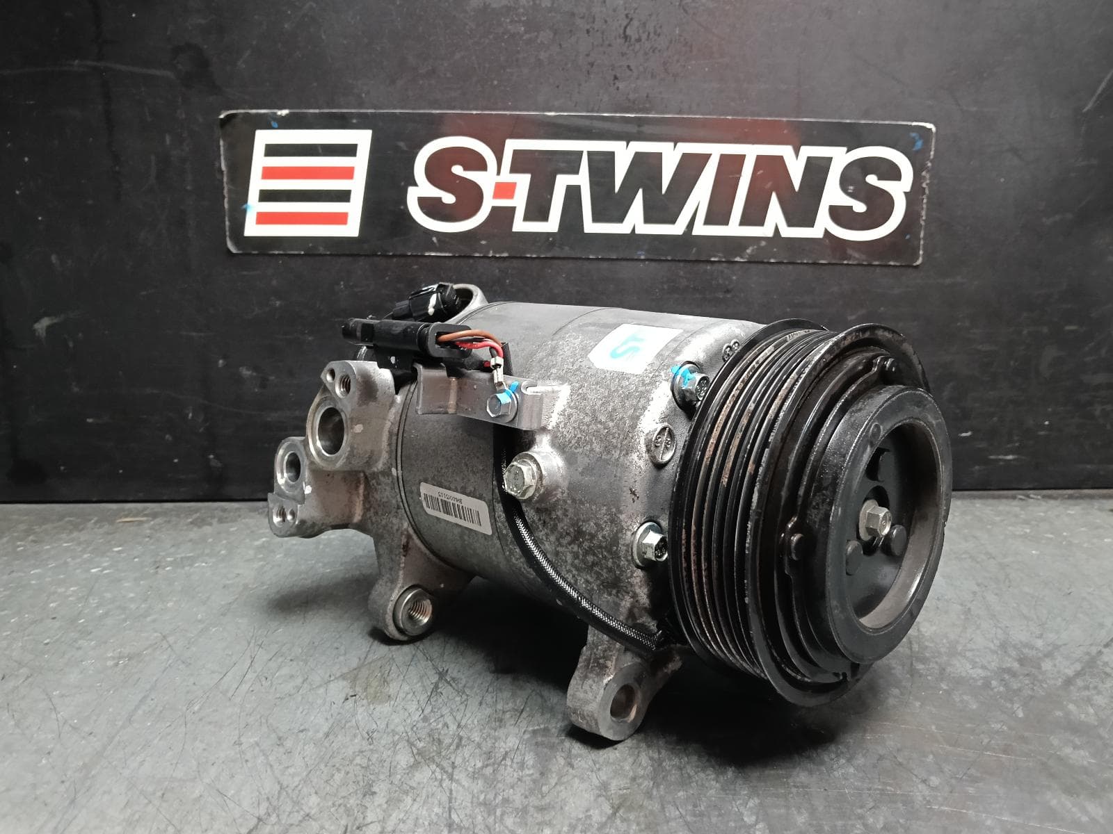 Used auto part listing image: 2017 BMW X1 A C COMPRESSOR F48, 2.0, B47O/B47U, DIESEL, 08/15-06/22 0000415262