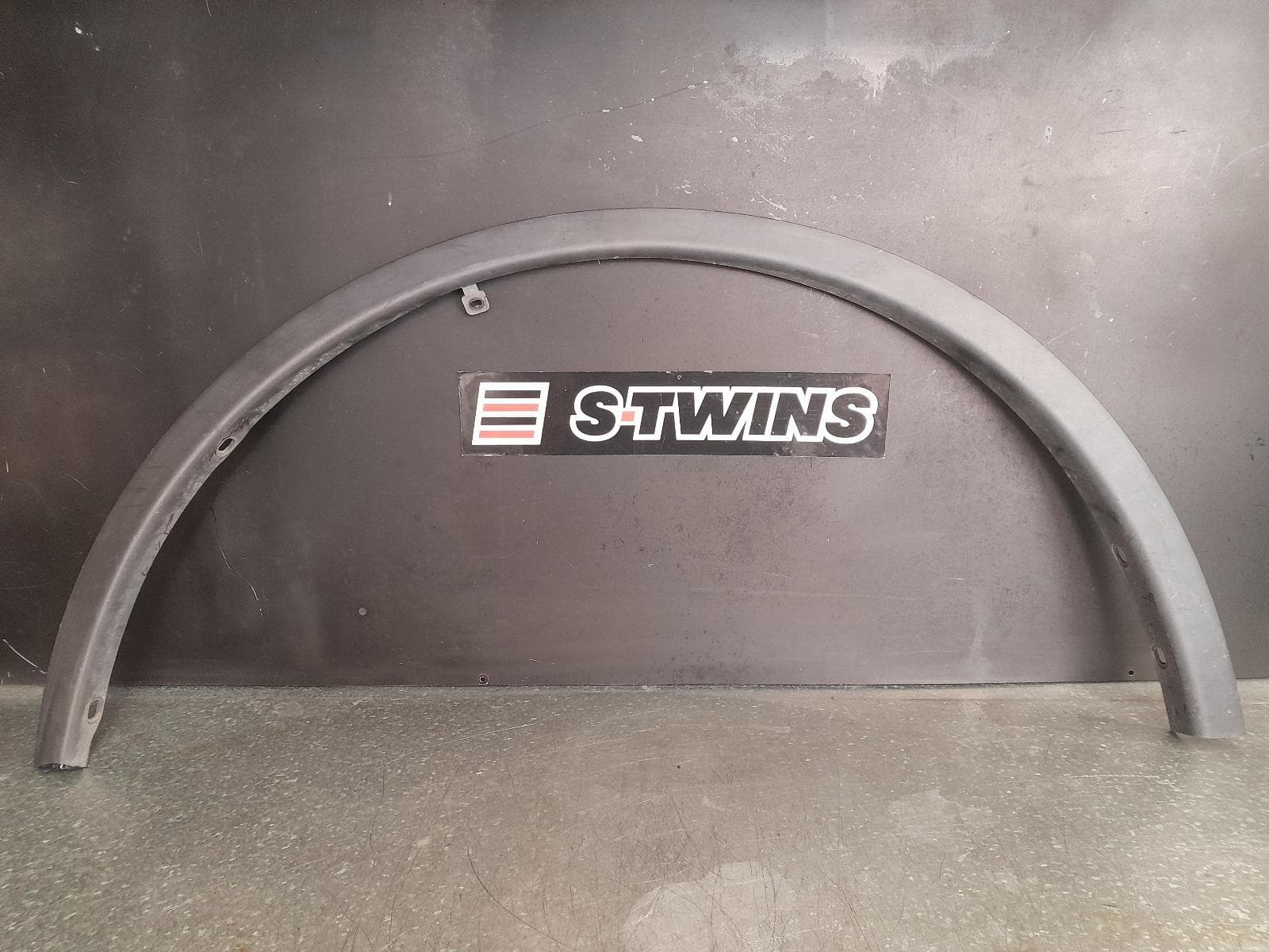 Used auto part listing image: 2012 INFINITI FX WHEEL ARCH FLARE S51, 08/12-12/13 0000318515
