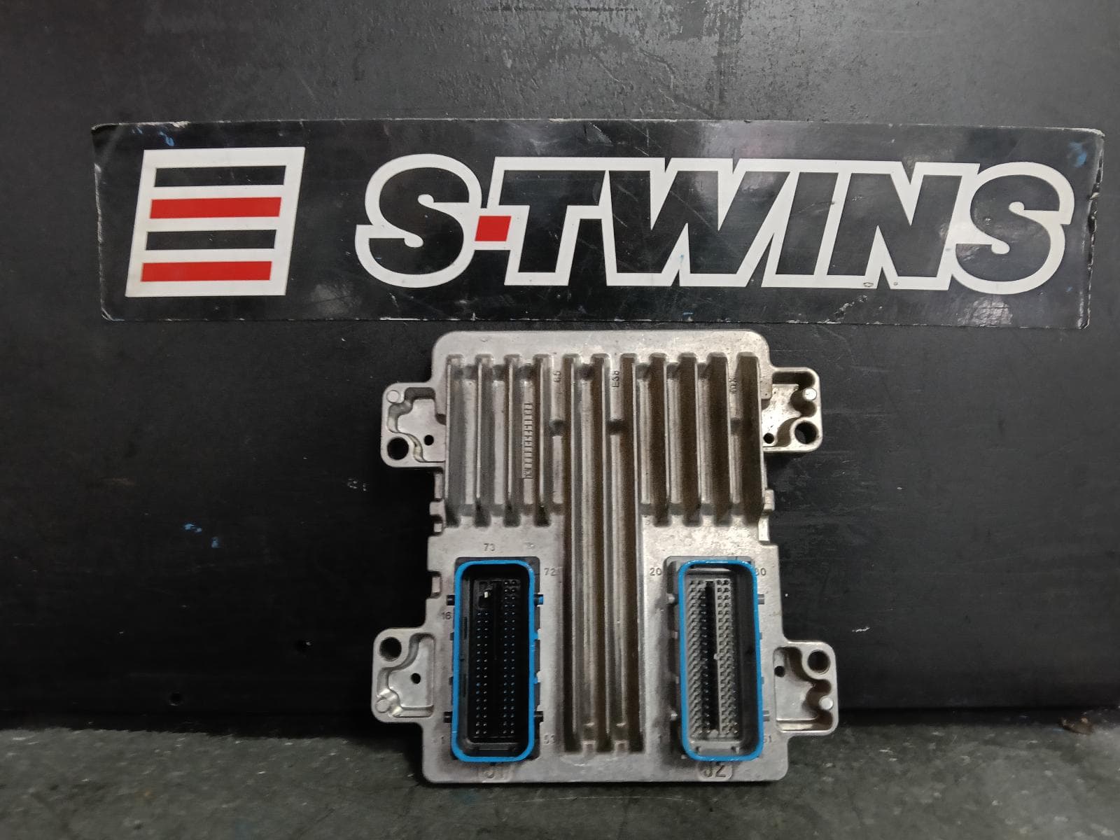 Used auto part listing image: 2014 HOLDEN STATESMAN/CAPRICE ENGINE ECU, 6.0, ECU ONLY, WN, 05/13-12/17 0000406135